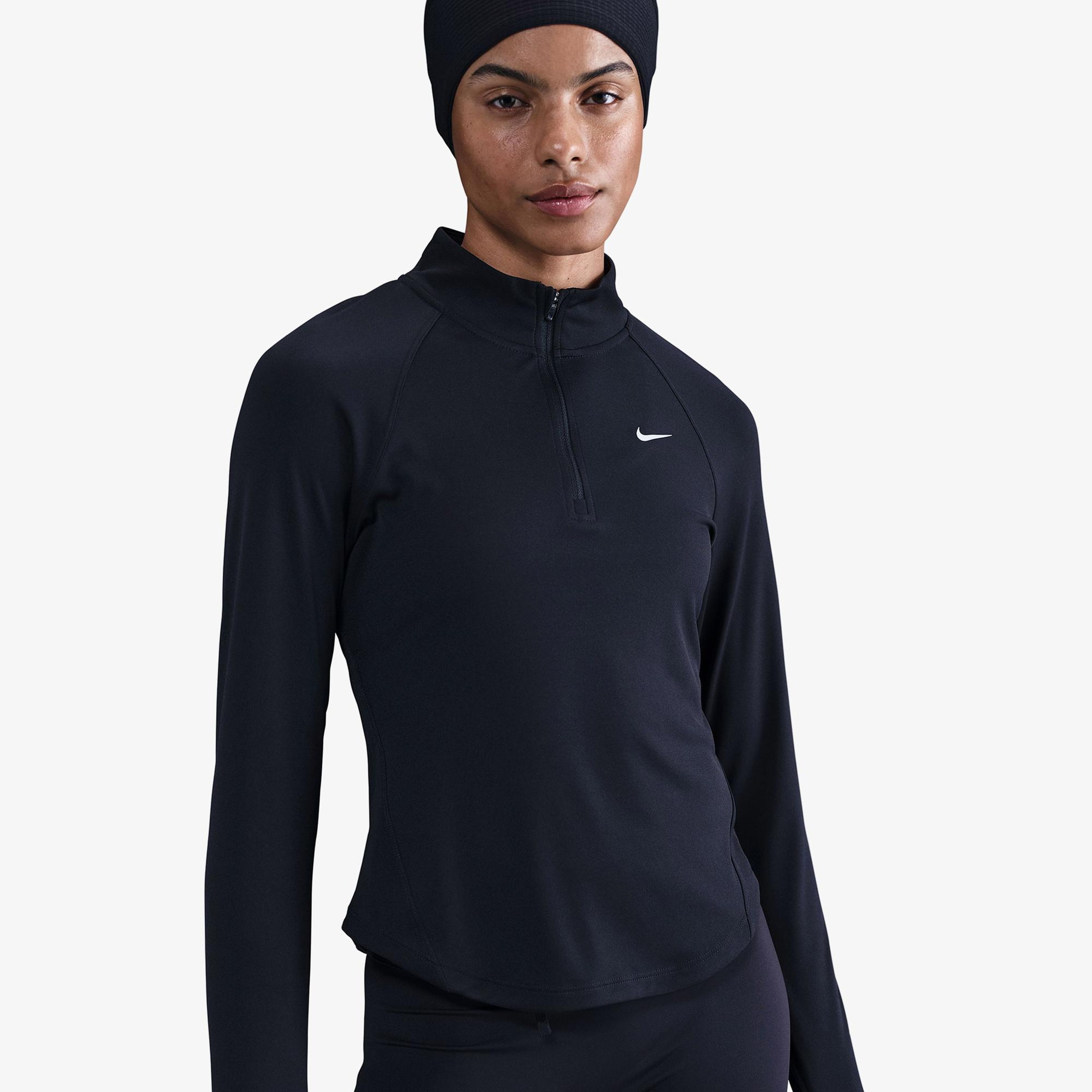 Nike Dri-Fit Tempo Swoosh Run Kadın Siyah T-Shirt