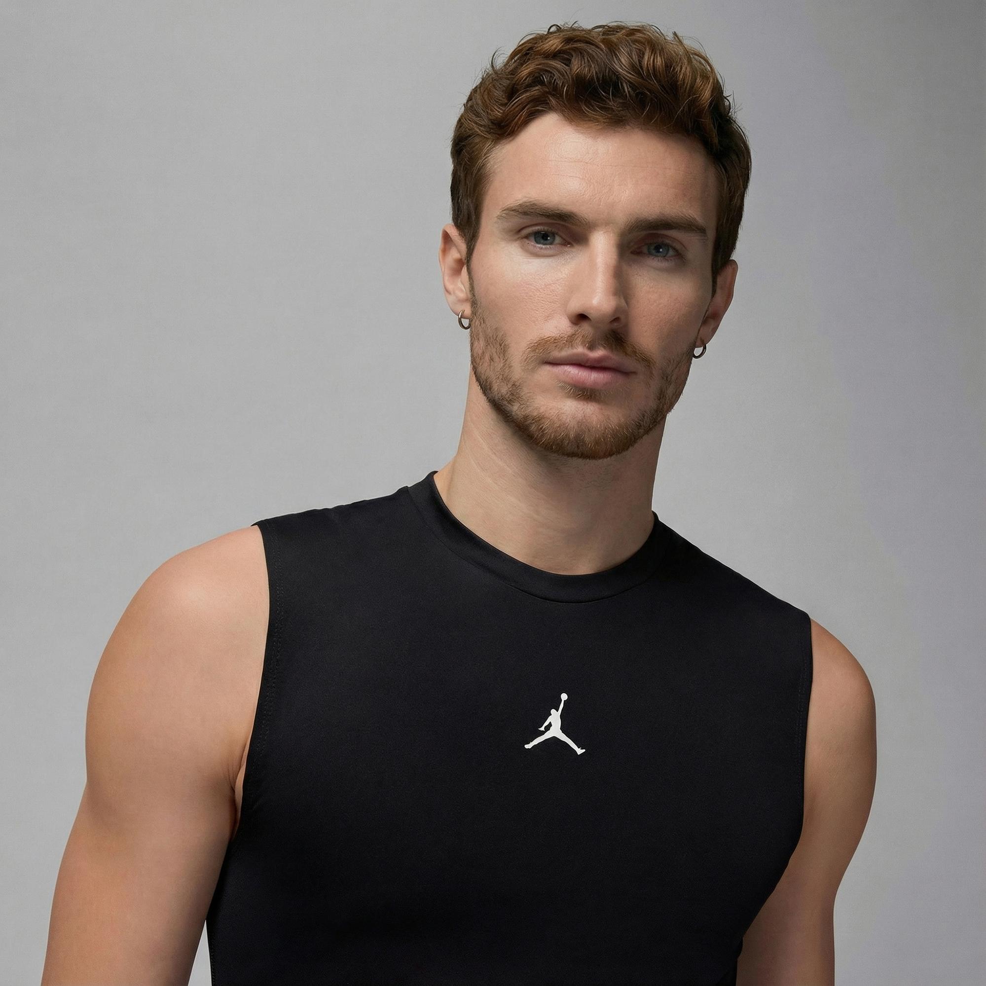 Jordan Dri-Fit Sport Erkek Siyah Kolsuz T-Shirt