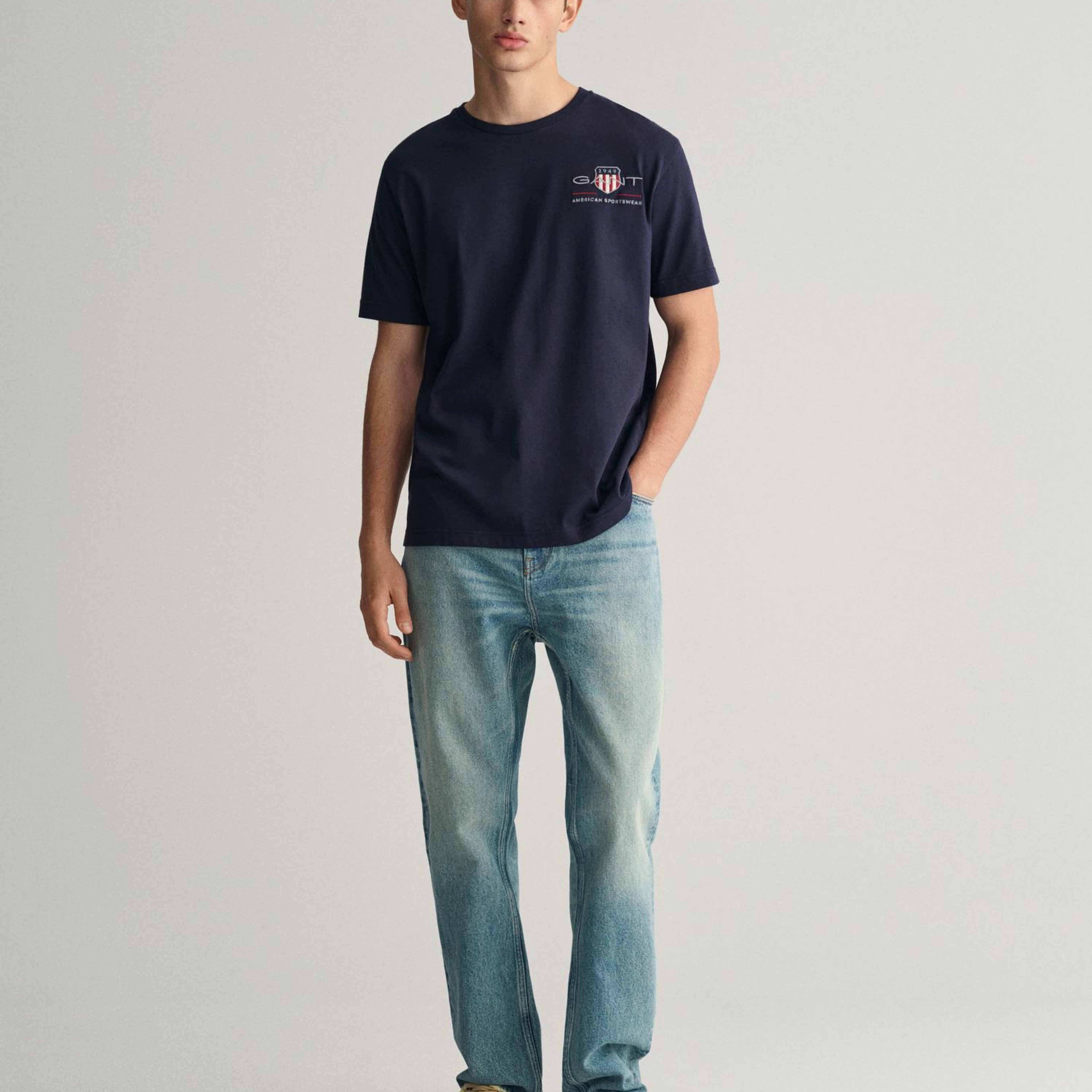GANT Erkek Lacivert Regular Fit T-Shirt