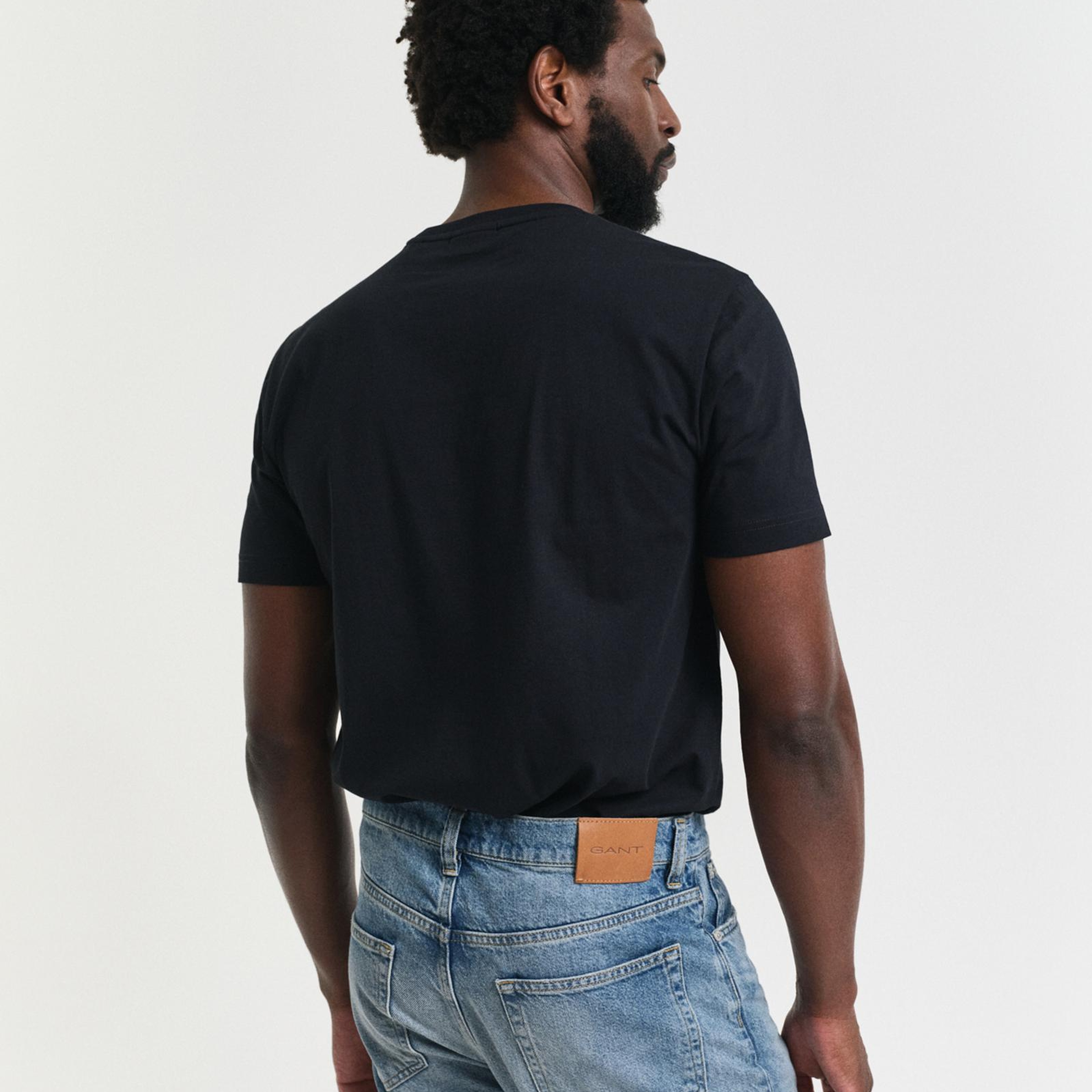 GANT Erkek Siyah Regular Fit Bisiklet Yaka Logolu T-Shirt