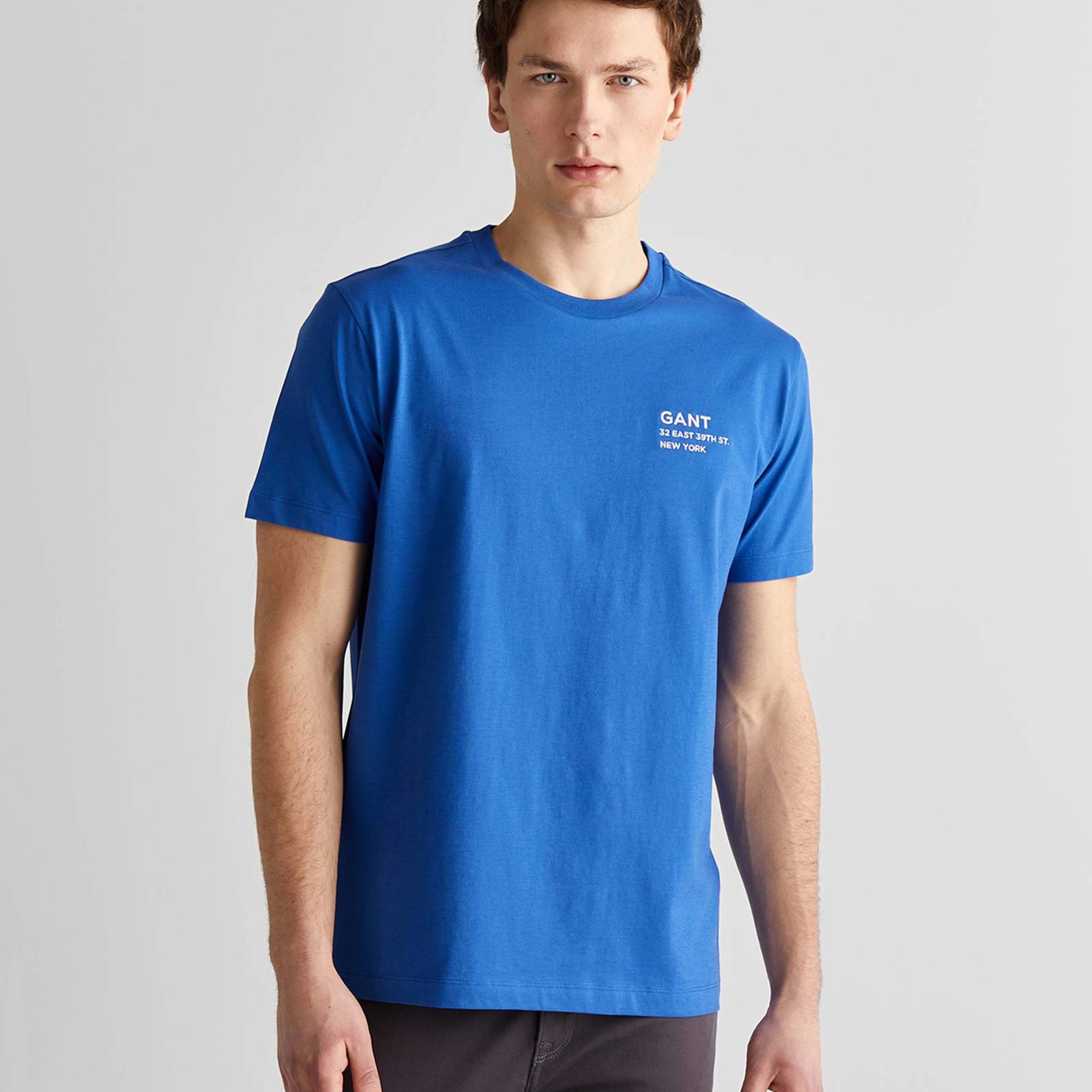 GANT Erkek Lacivert Regular Fit Bisiklet Yaka Logolu T-Shirt