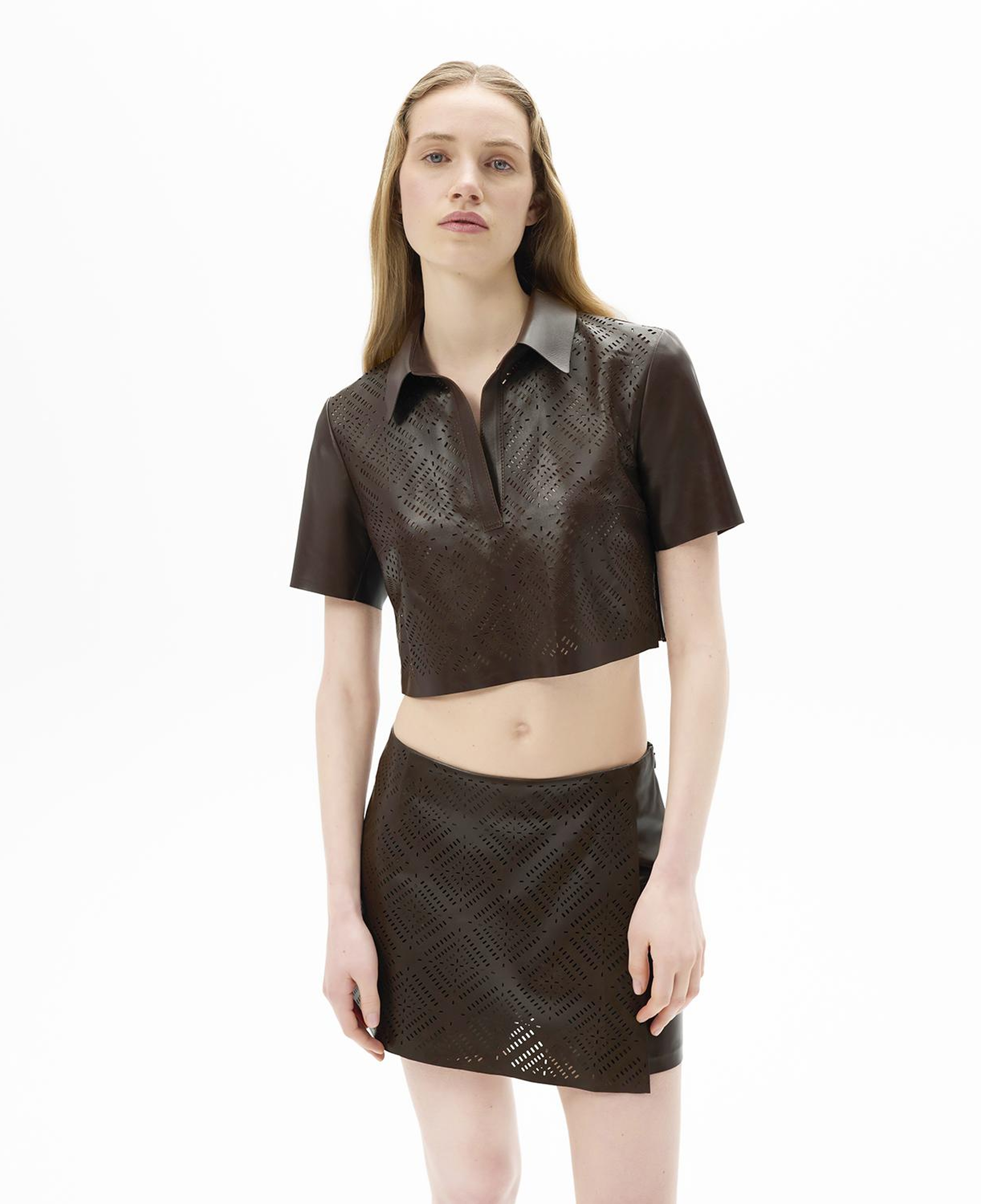 Kadın Kahve Lazer Kesimli Kısa Perforeli Deri Gömlek