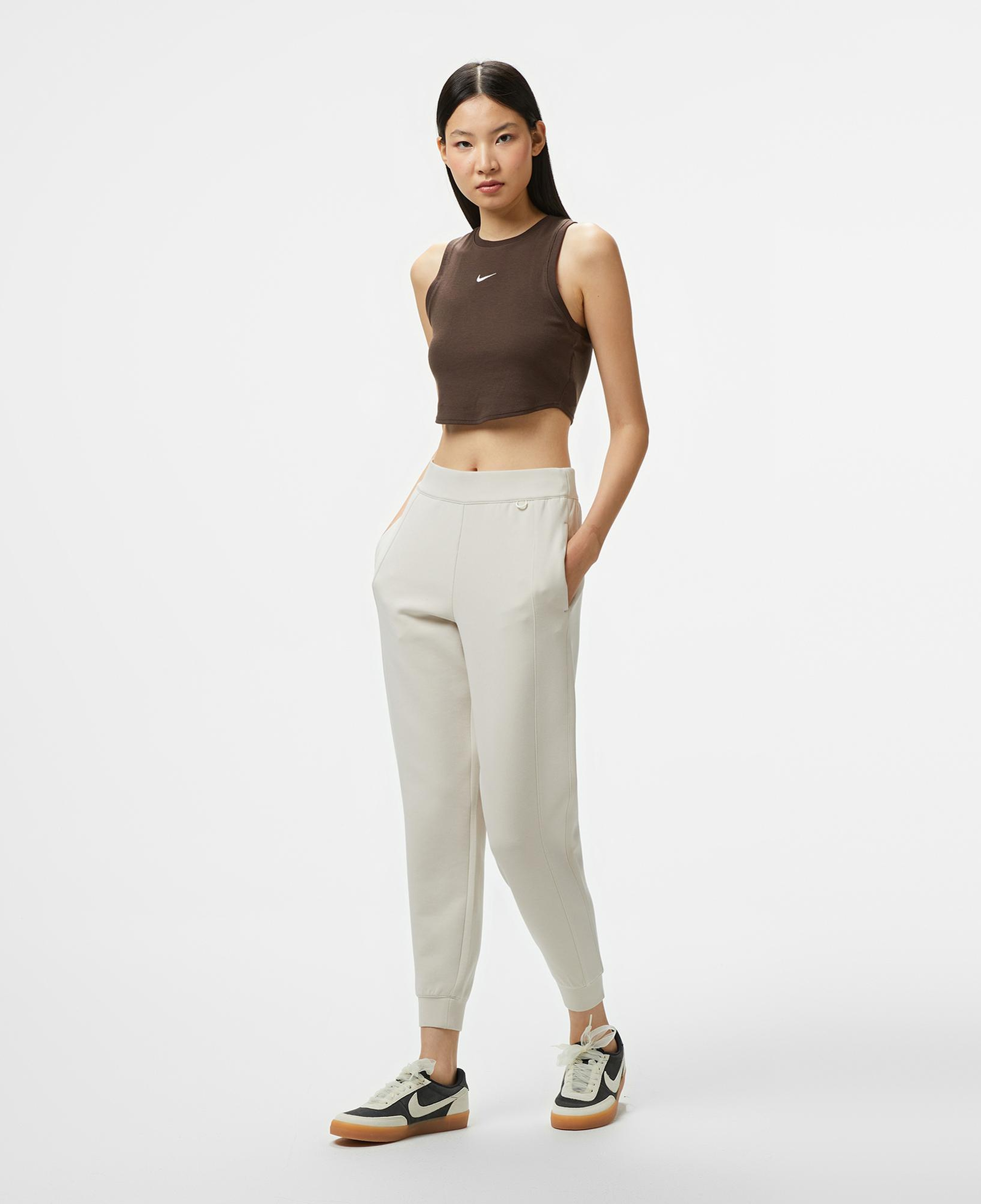 Nike Dri-Fit Jogger Kadın Bej Eşofman Altı