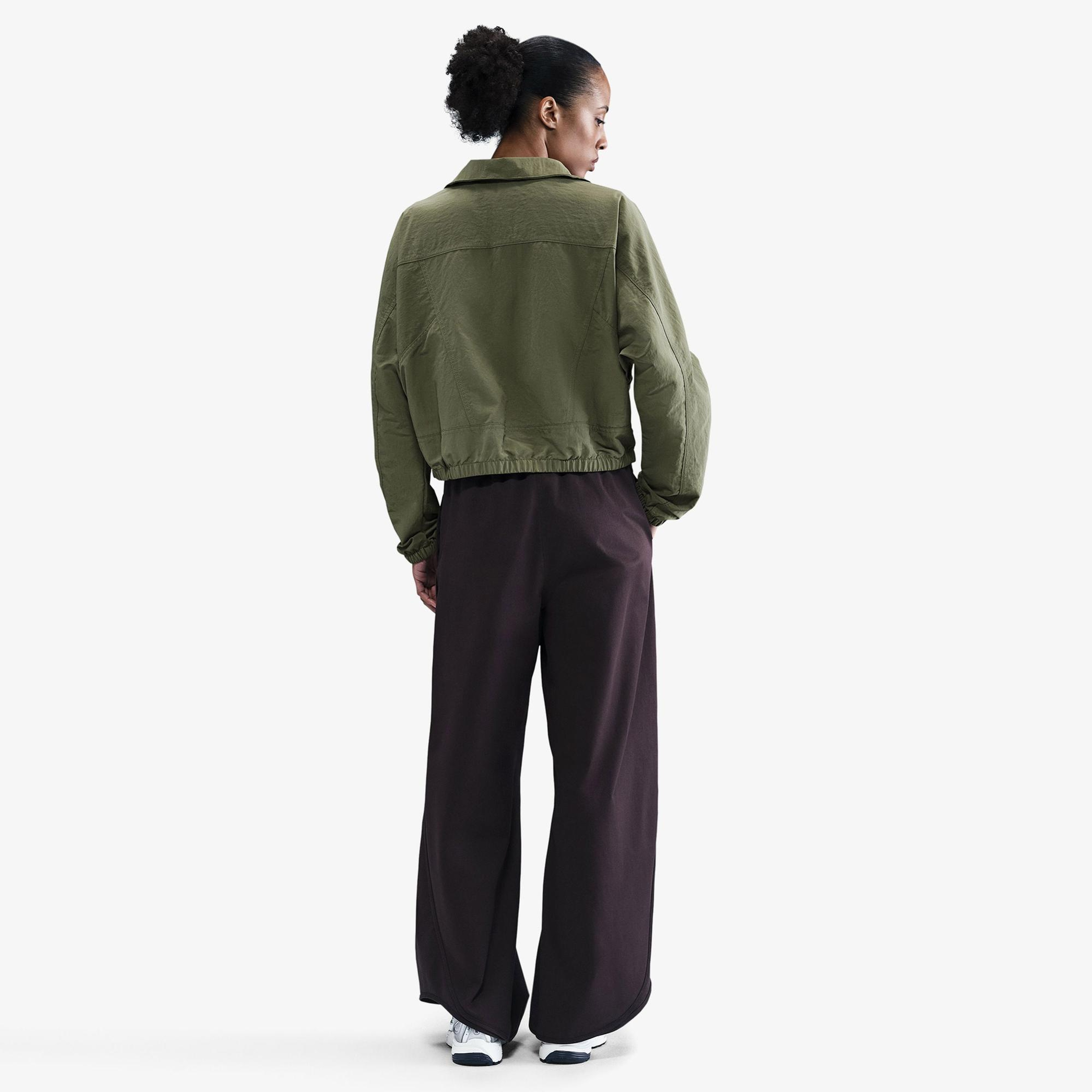 Nike Sportswear Everything Woven Kadın Yeşil Ceket