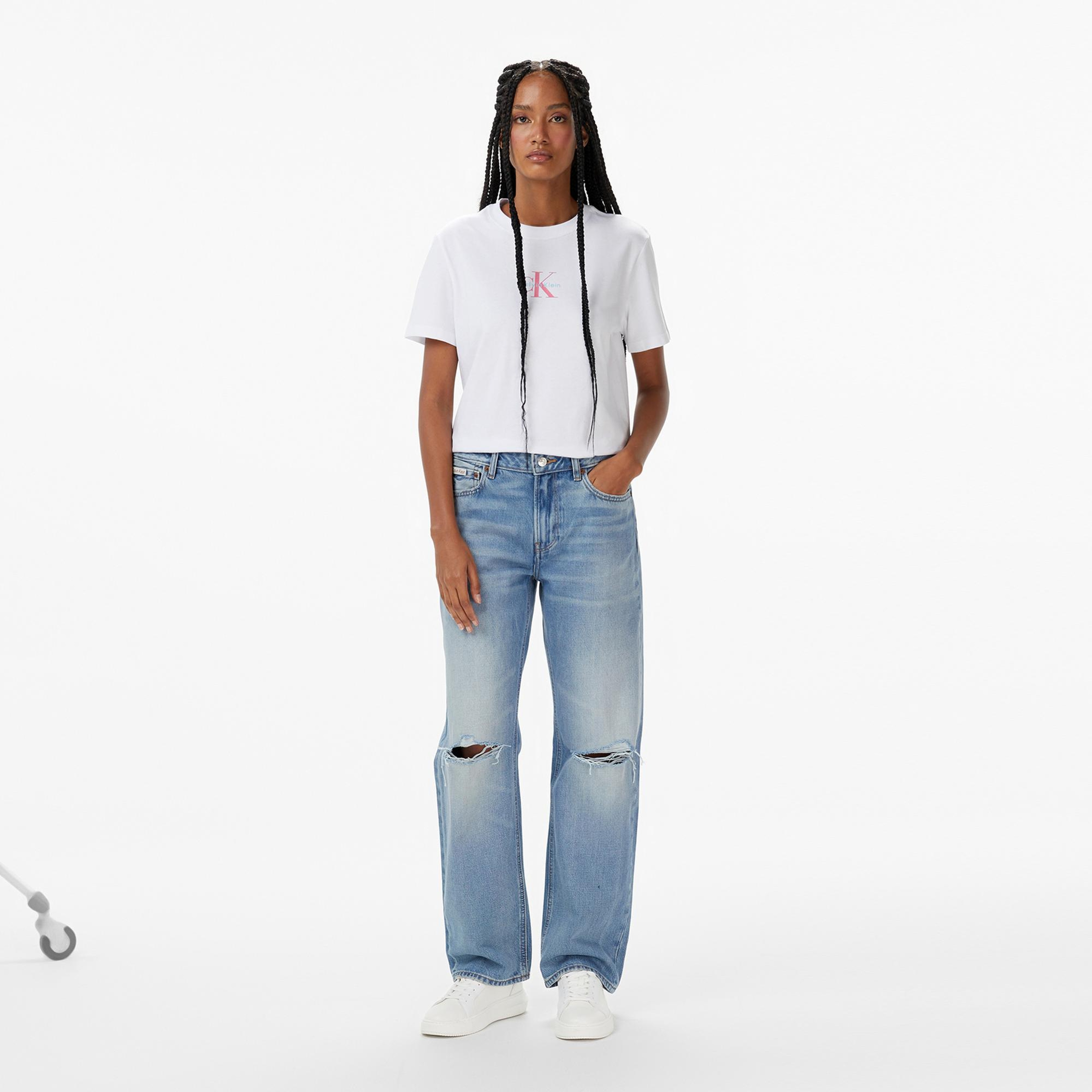 Calvin Klein Classic Logo Kadın Beyaz T-Shirt