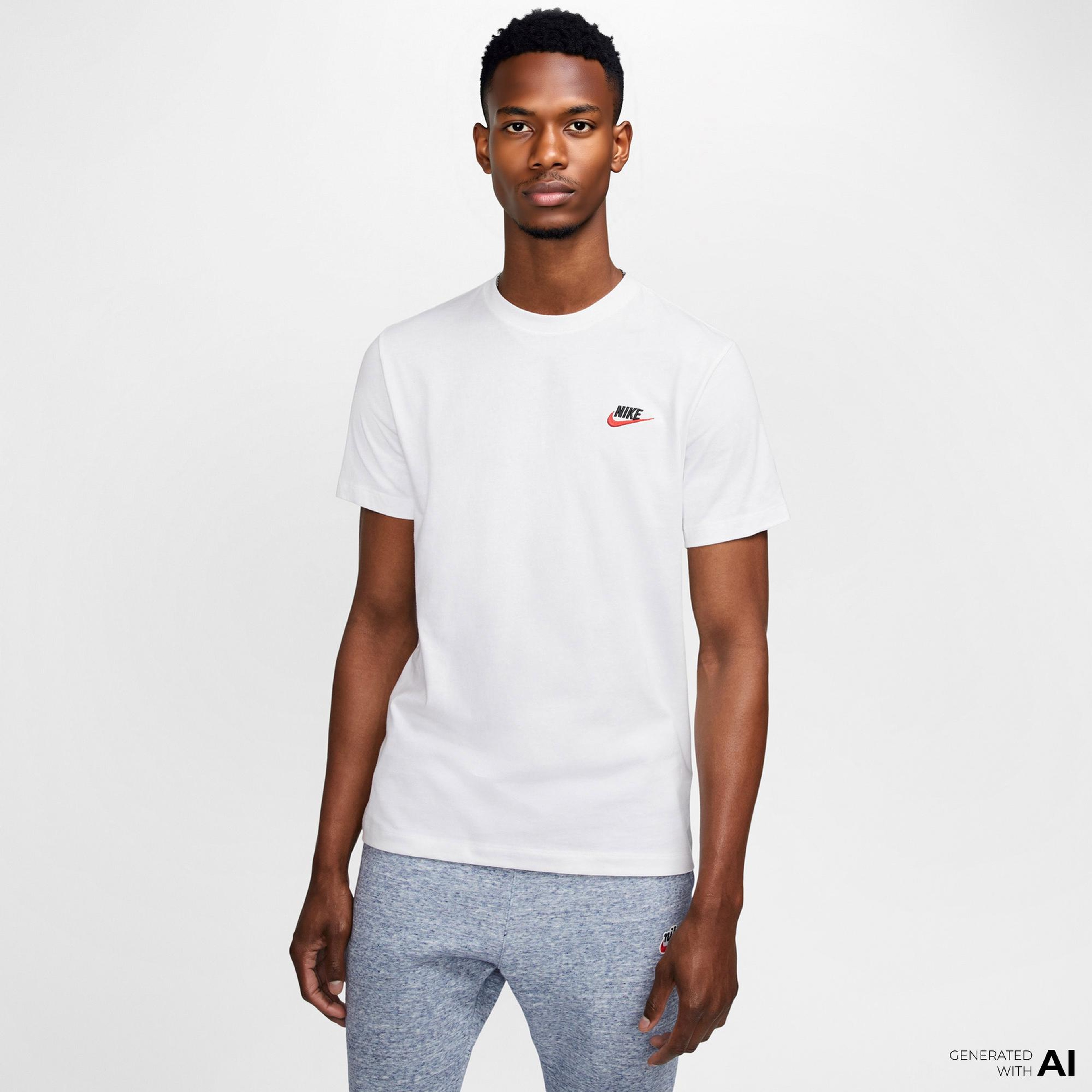 Nike Sportswear Club Erkek Beyaz T-Shirt