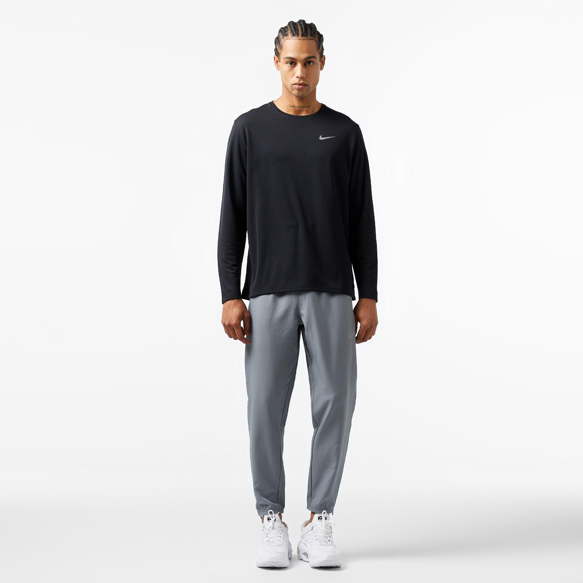 Nike Dri-Fit Challenger Woven Erkek Gri Eşofman Altı