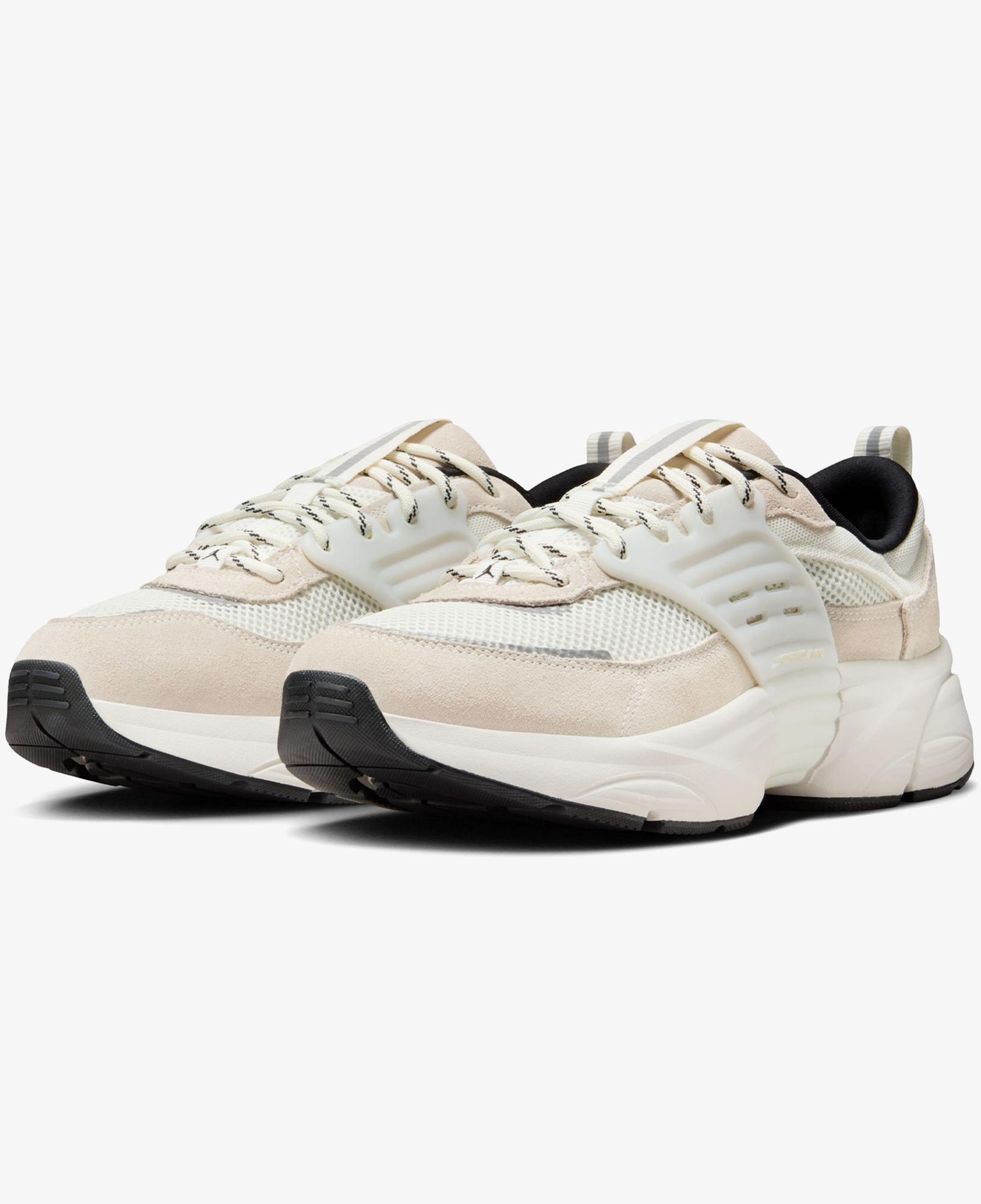 Jordan Trunner Erkek Krem Rengi Spor Ayakkabı