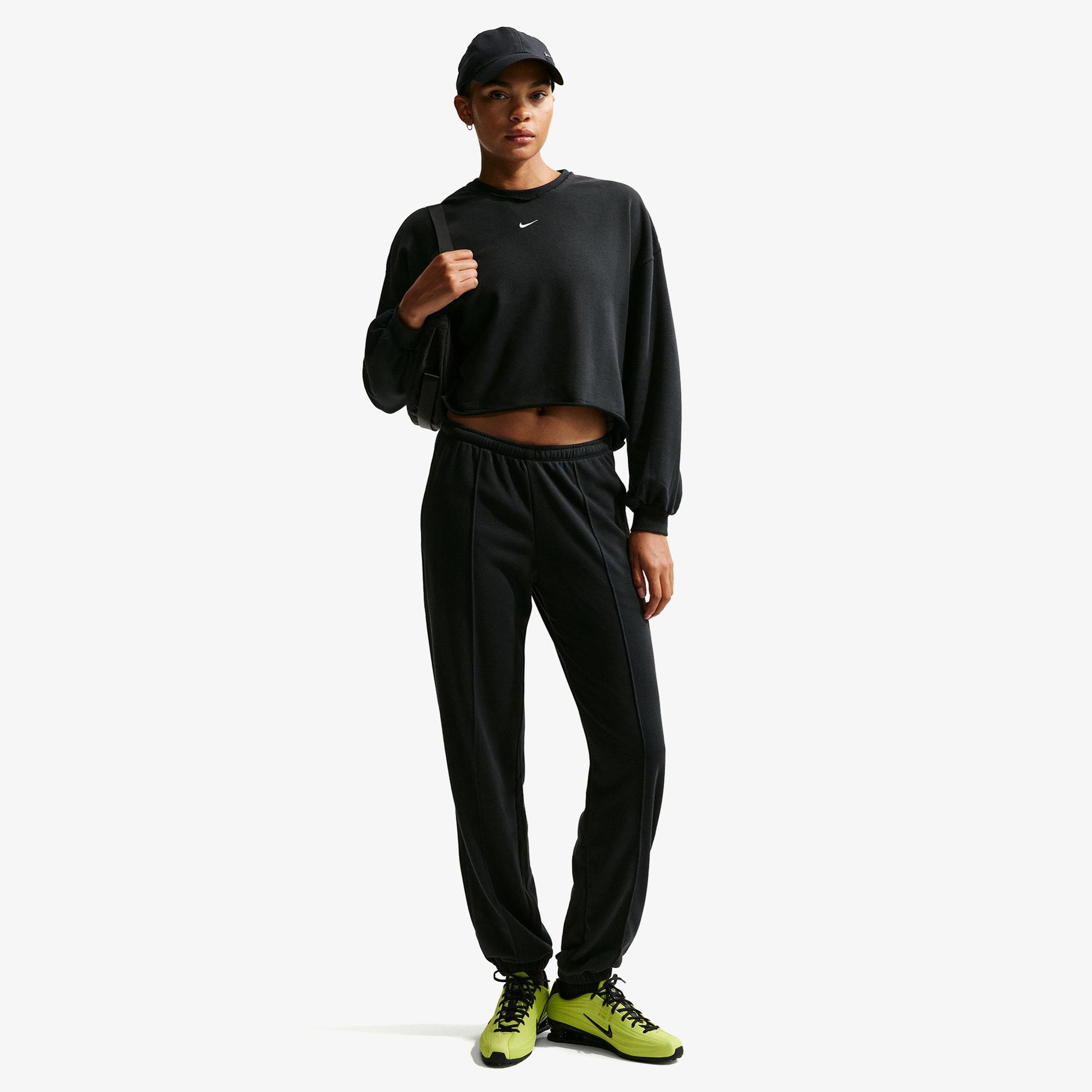Nike Sportswear Chill Terry Kadın Siyah Sweatshirt