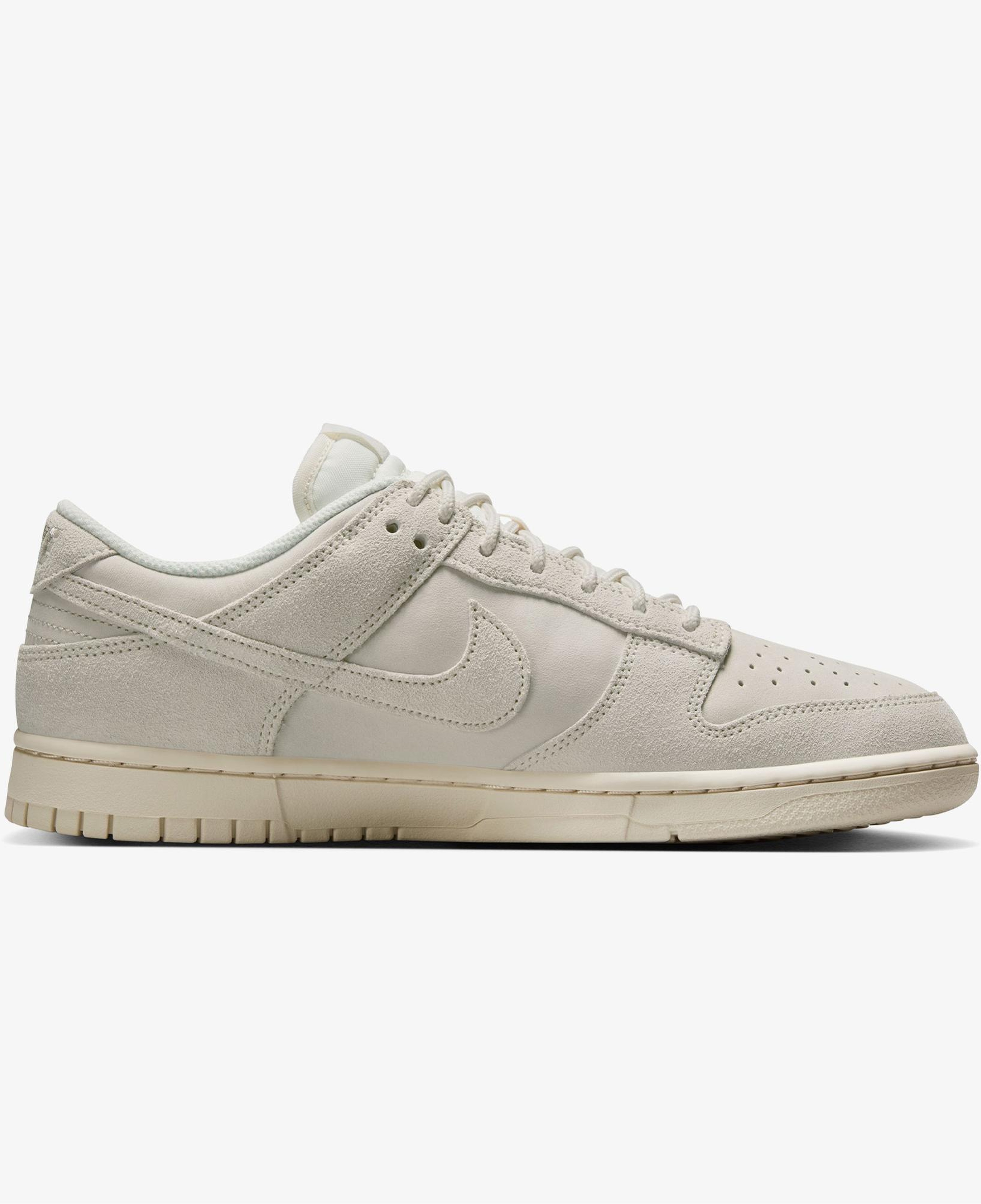 Nike Dunk Low Retro SE Erkek Krem Rengi Spor Ayakkabı