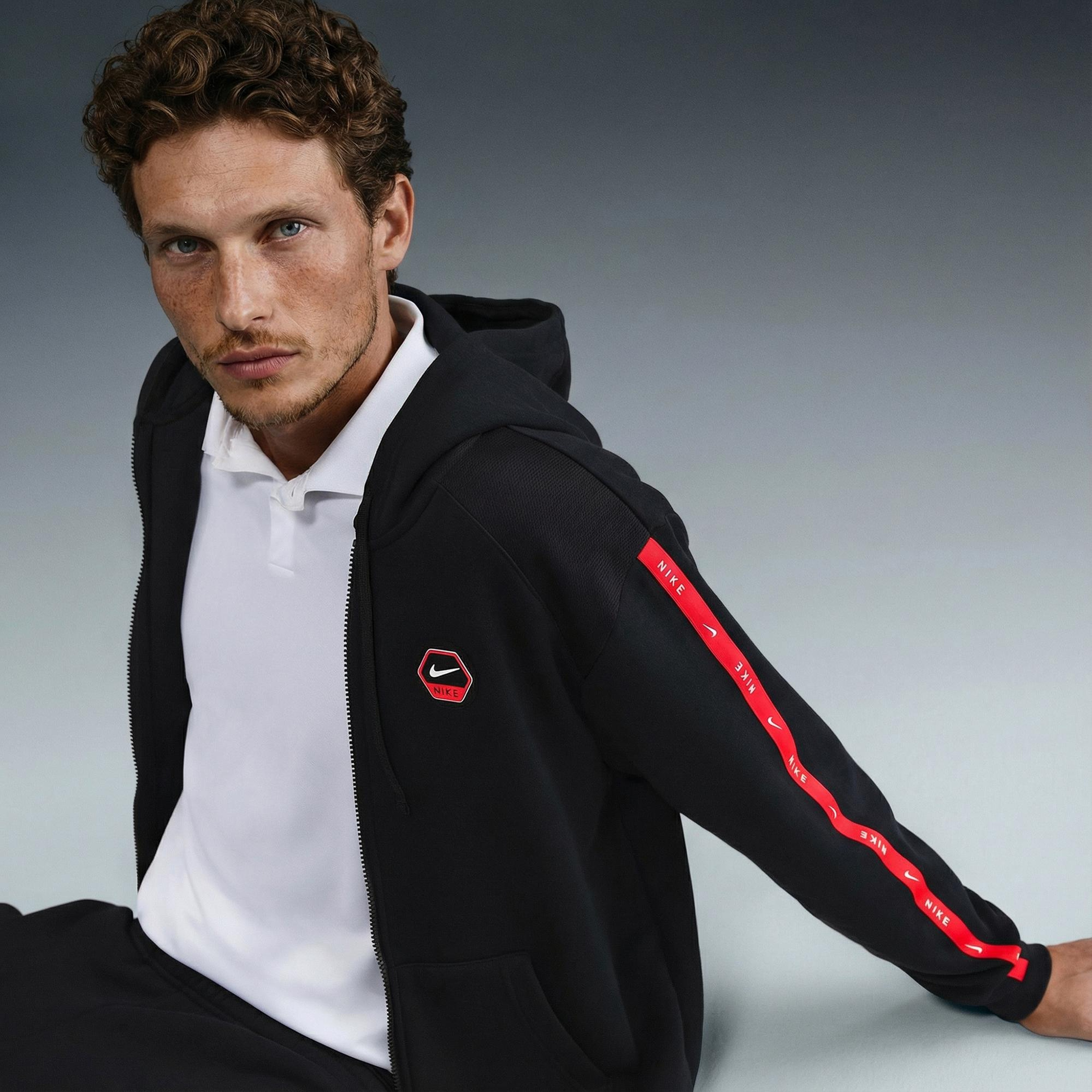 Nike Sportswear City Side Fleece Erkek Siyah Kapüşonlu Hoodie