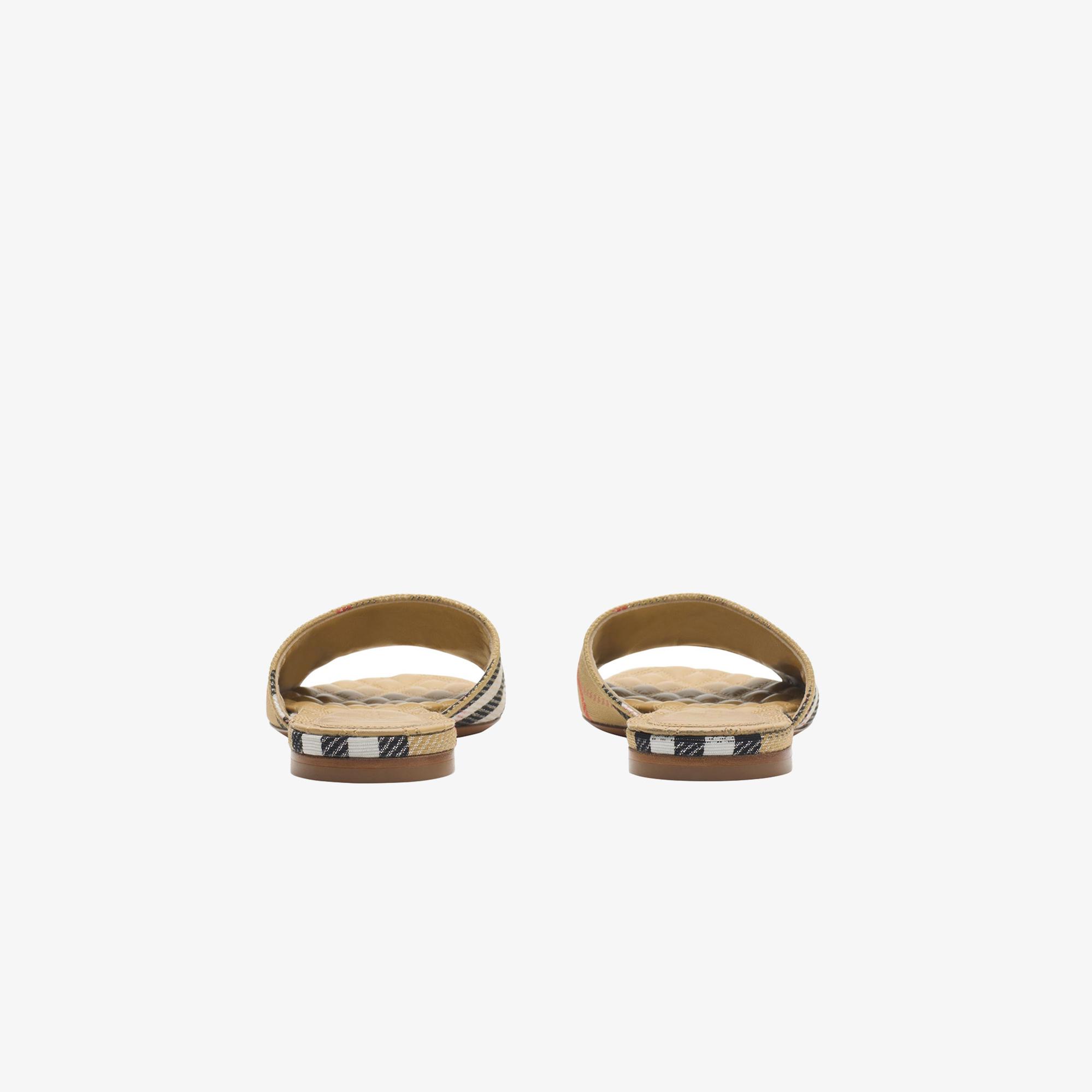 Burberry Sloane Check Kadın Bej Terlik