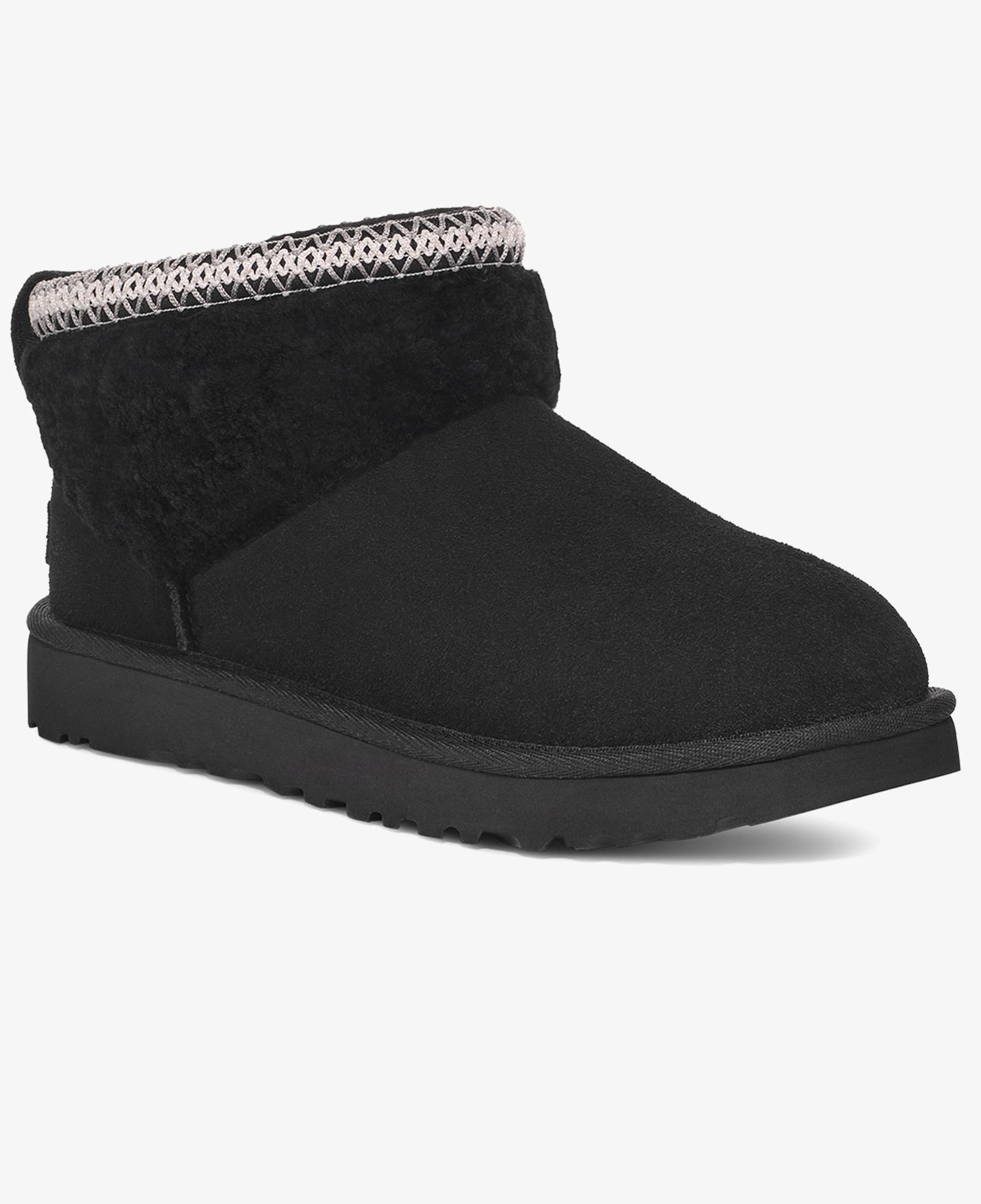 UGG Classic Ultra Mini Maxi Curly Kadın Siyah Bot