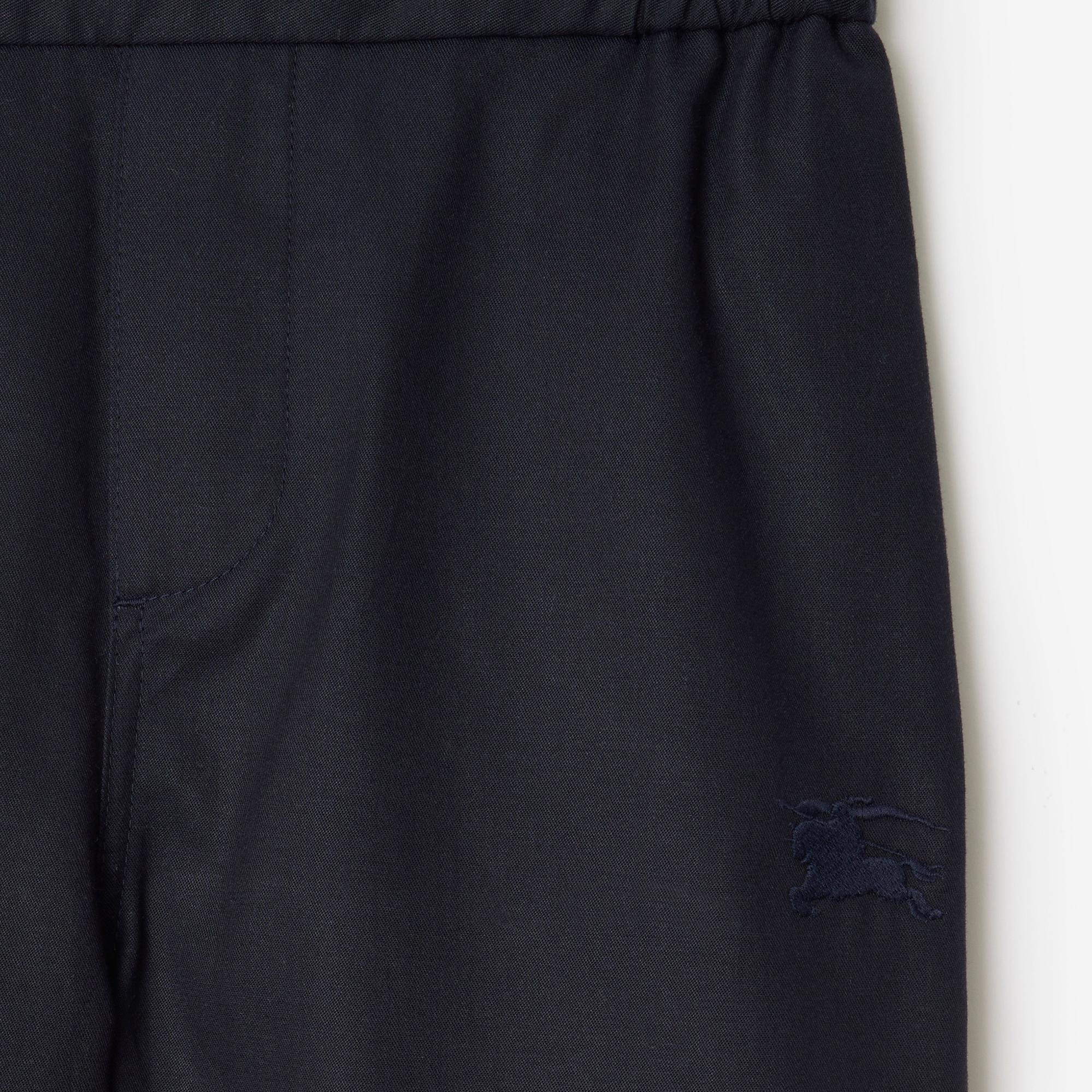 Burberry Titan Çocuk Lacivert Pantolon