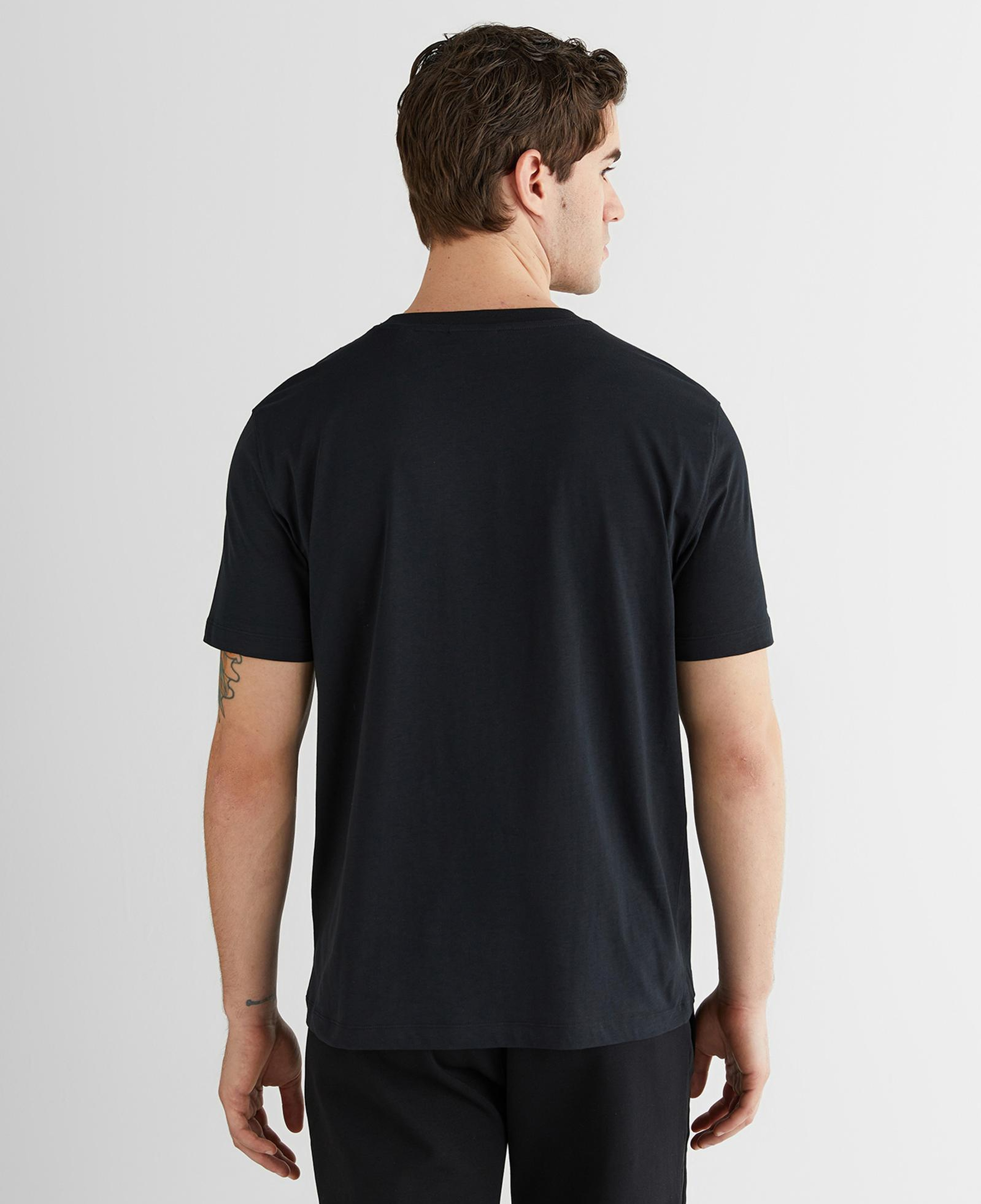 GANT Erkek Siyah Baskılı Kısa Kollu T-Shirt