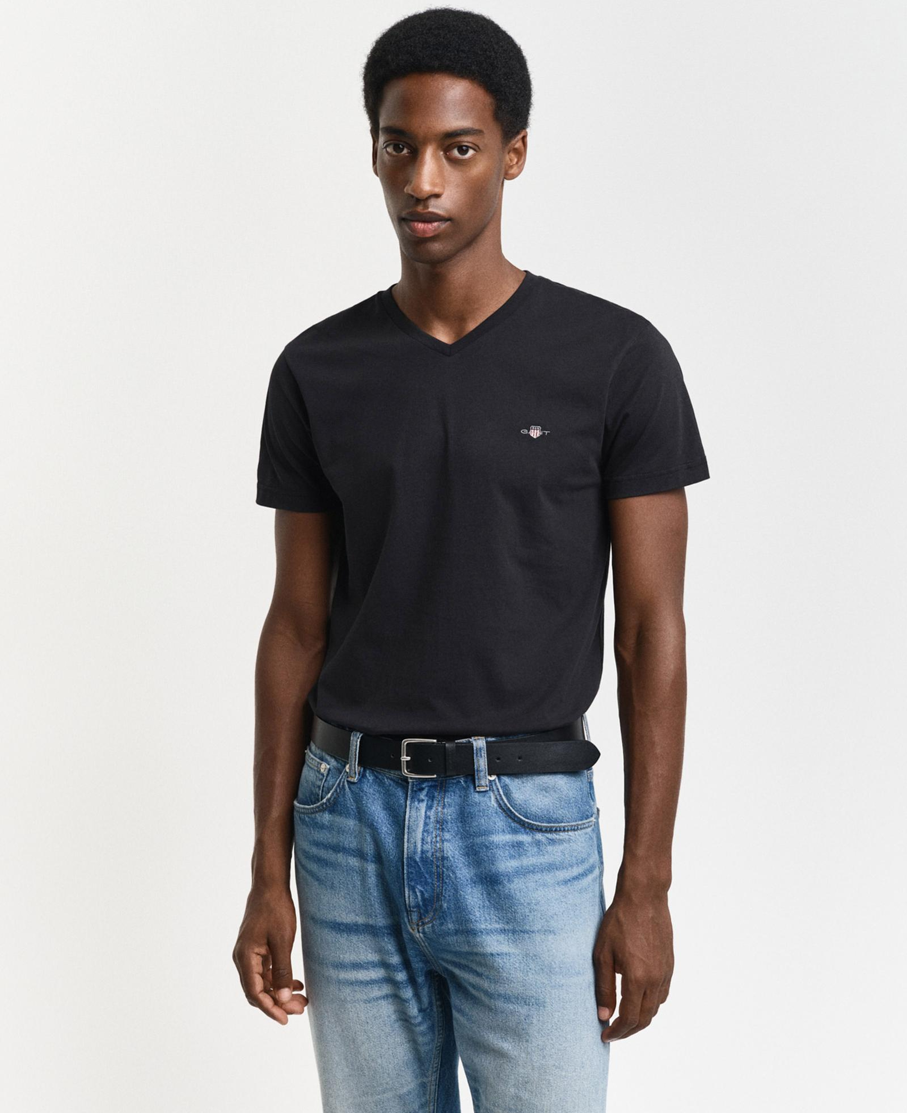 GANT Erkek Siyah Slim Fit V Yaka T-Shirt