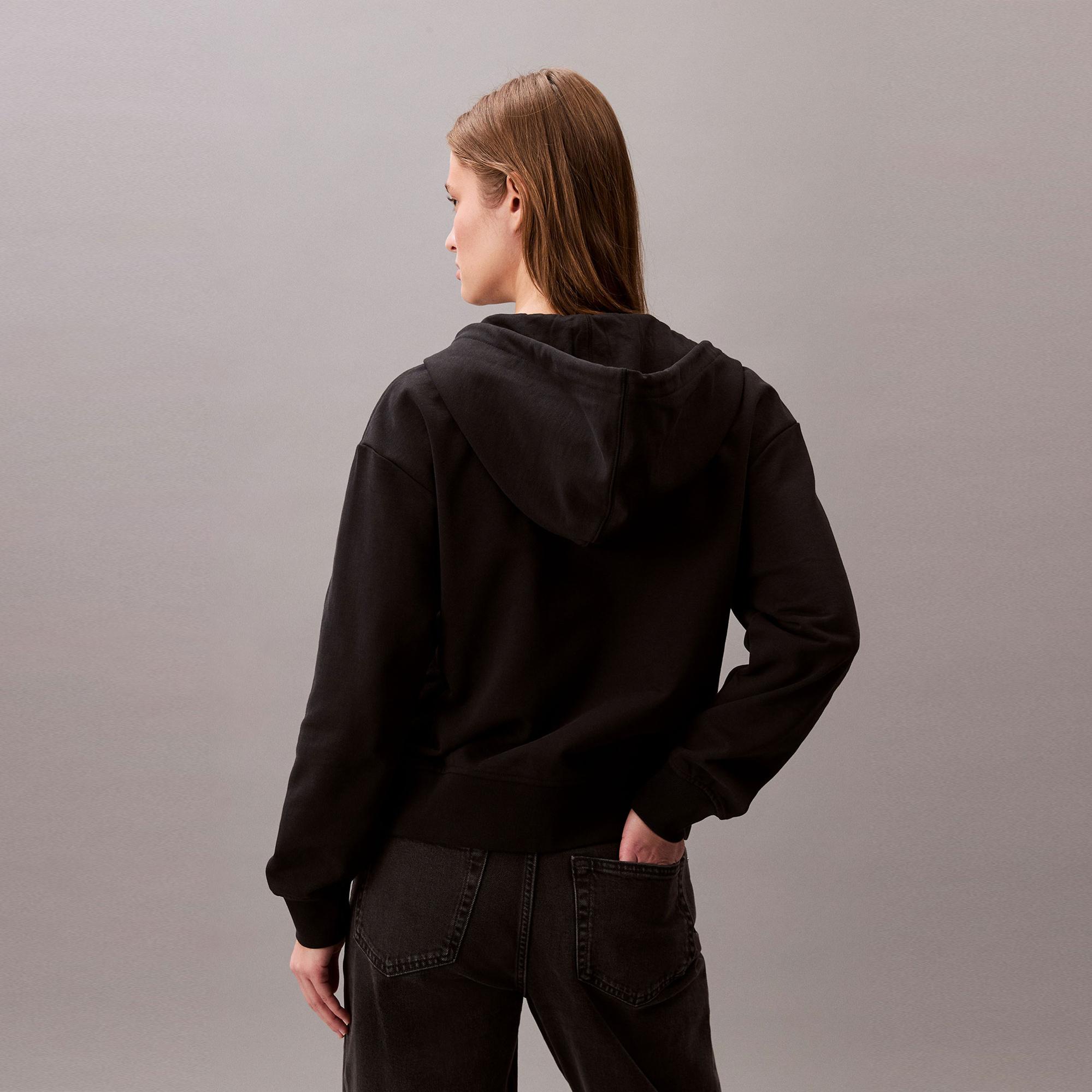 Calvin Klein Monologo French Terry Kadın Siyah Sweatshirt