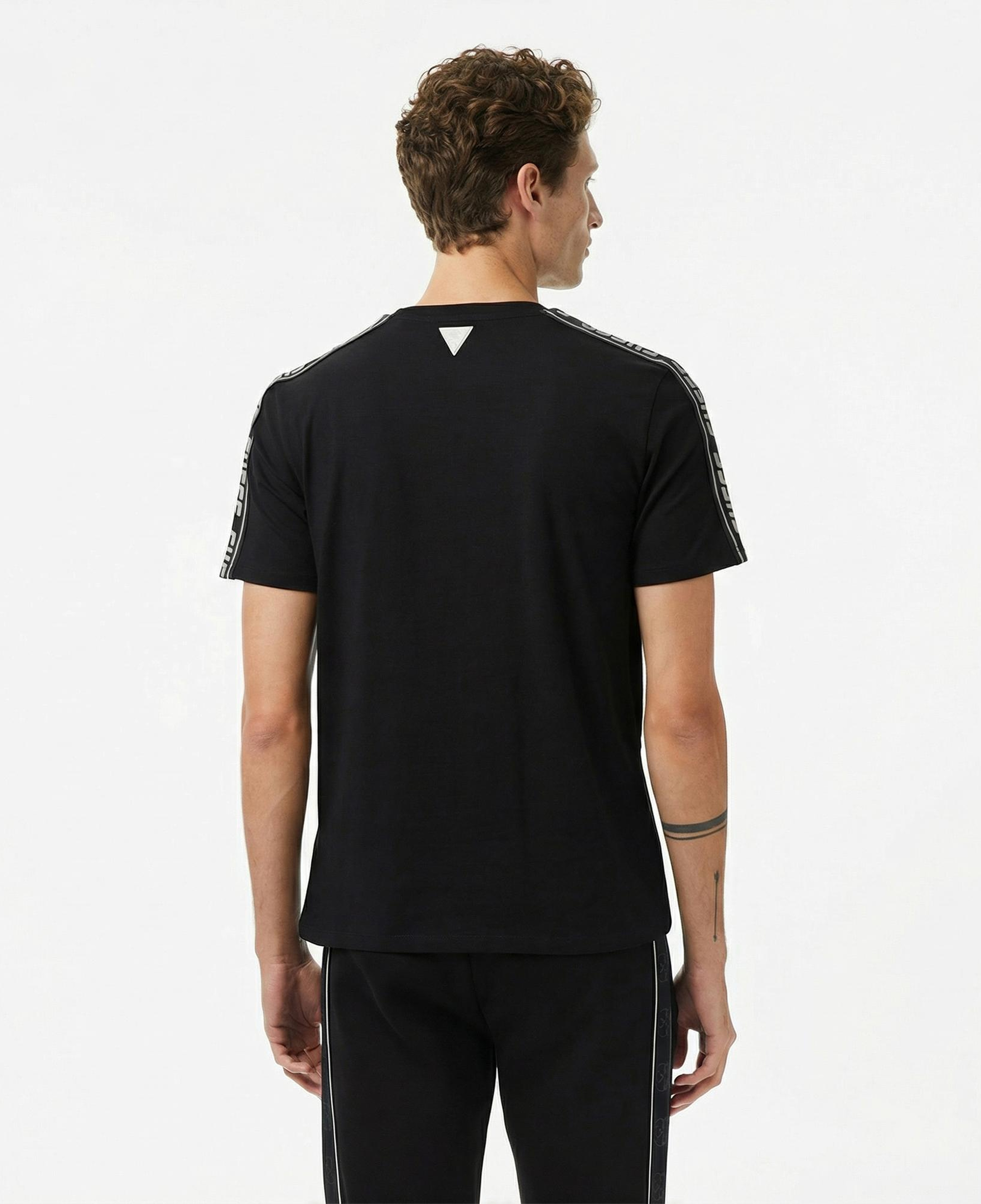 Guess Arlo Erkek Siyah T-Shirt