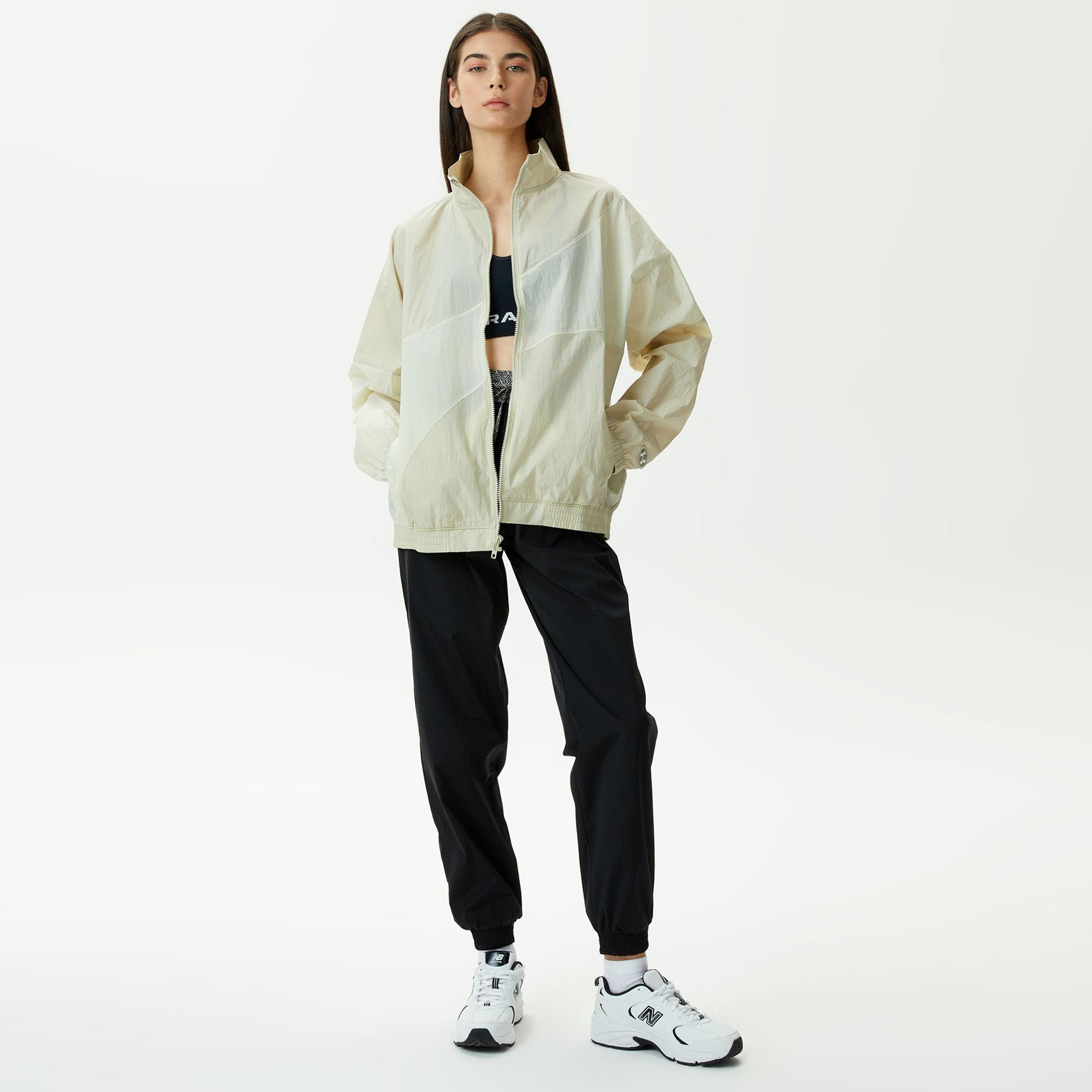 Under Armour Legacy Crinkle Kadın Siyah/Beyaz Ceket