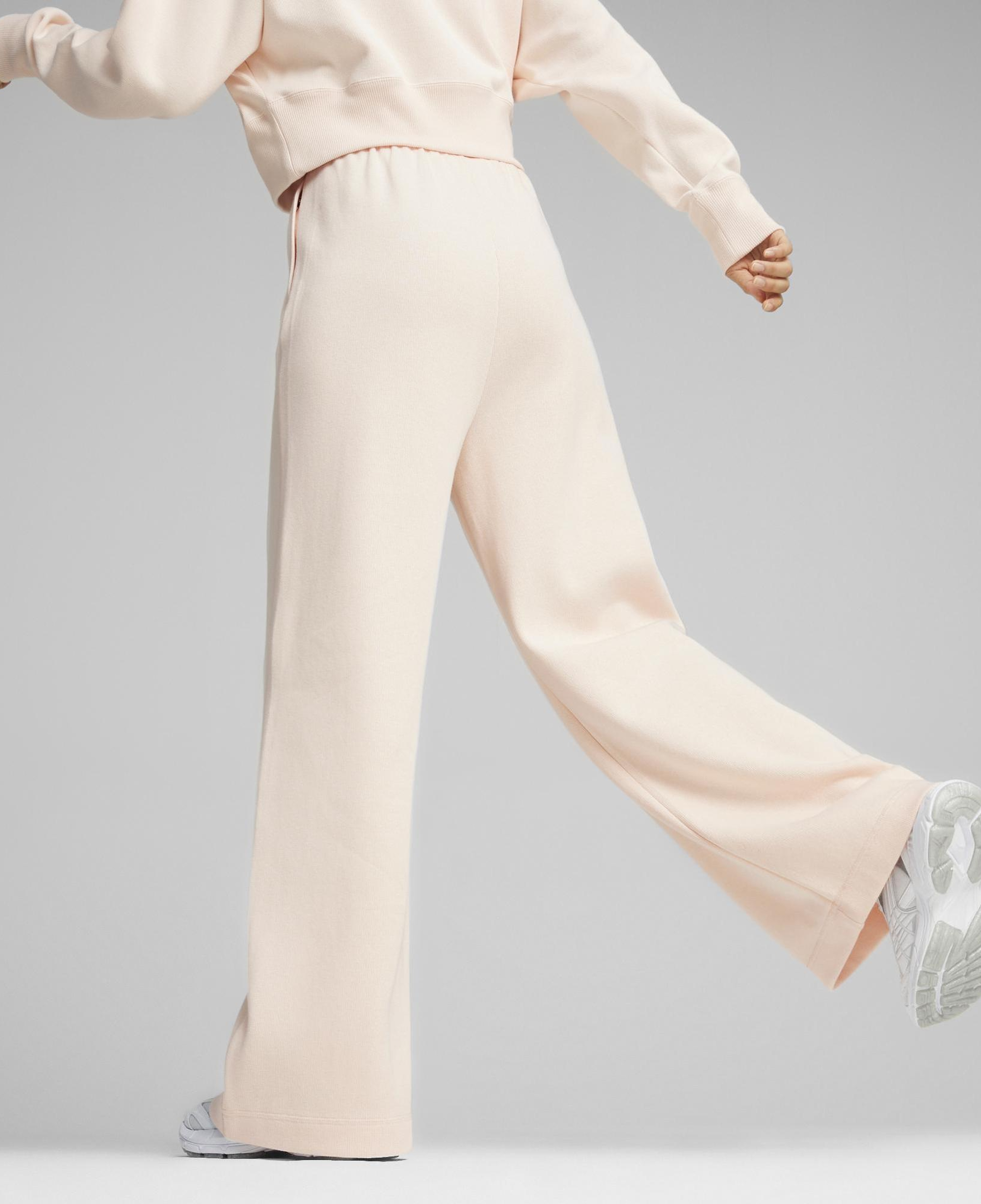Puma Classics+ Relaxed Kadın Pembe Eşofman Altı