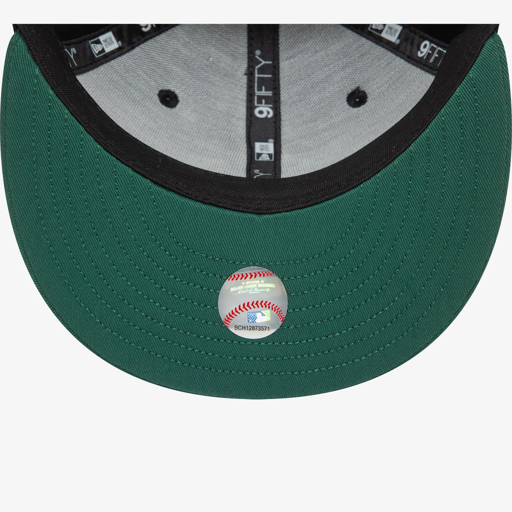 New Era Gitd 9Fifty Neyyan Blkemg Çocuk Siyah Şapka