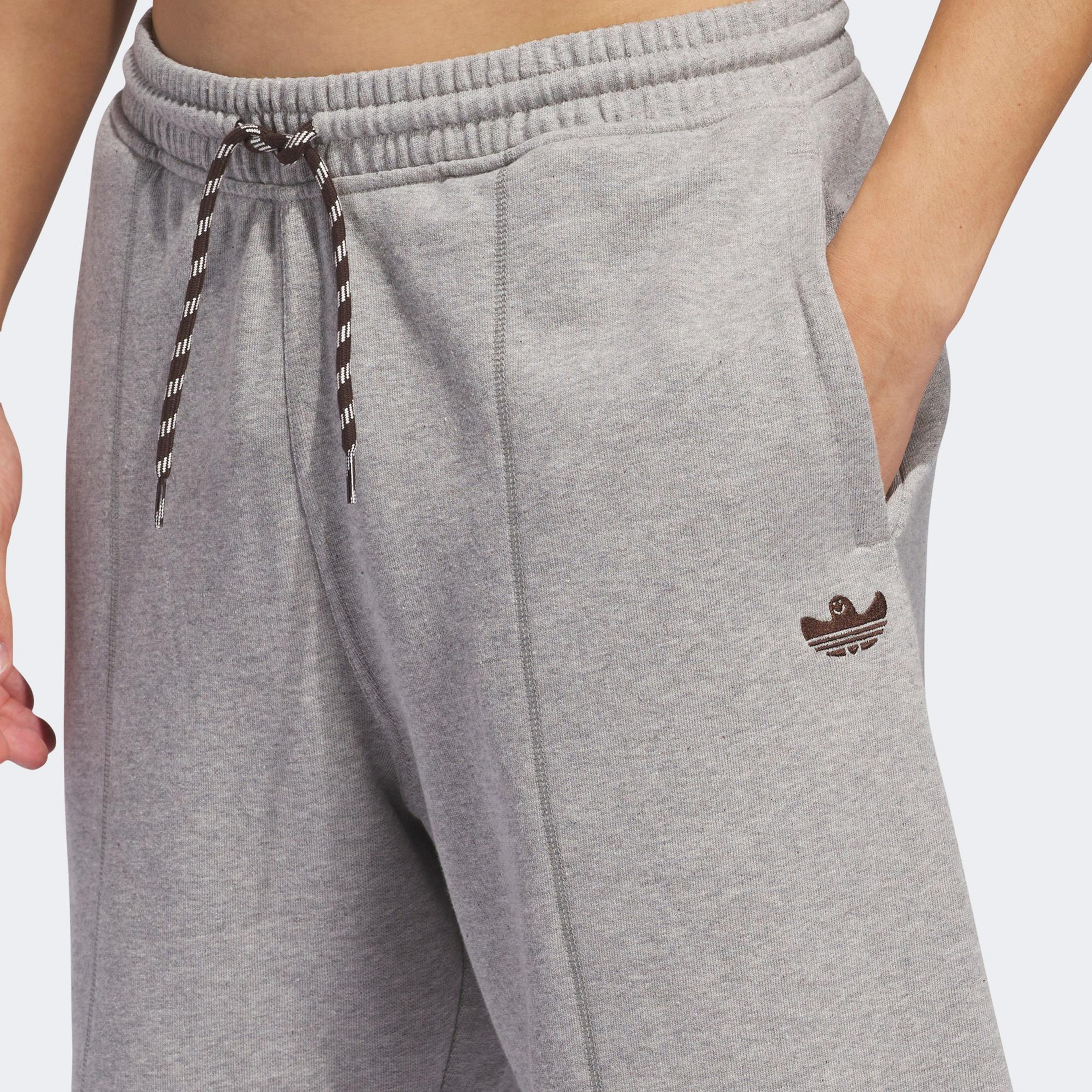 adidas Mark Gonzalez Erkek Gri Günlük Şort