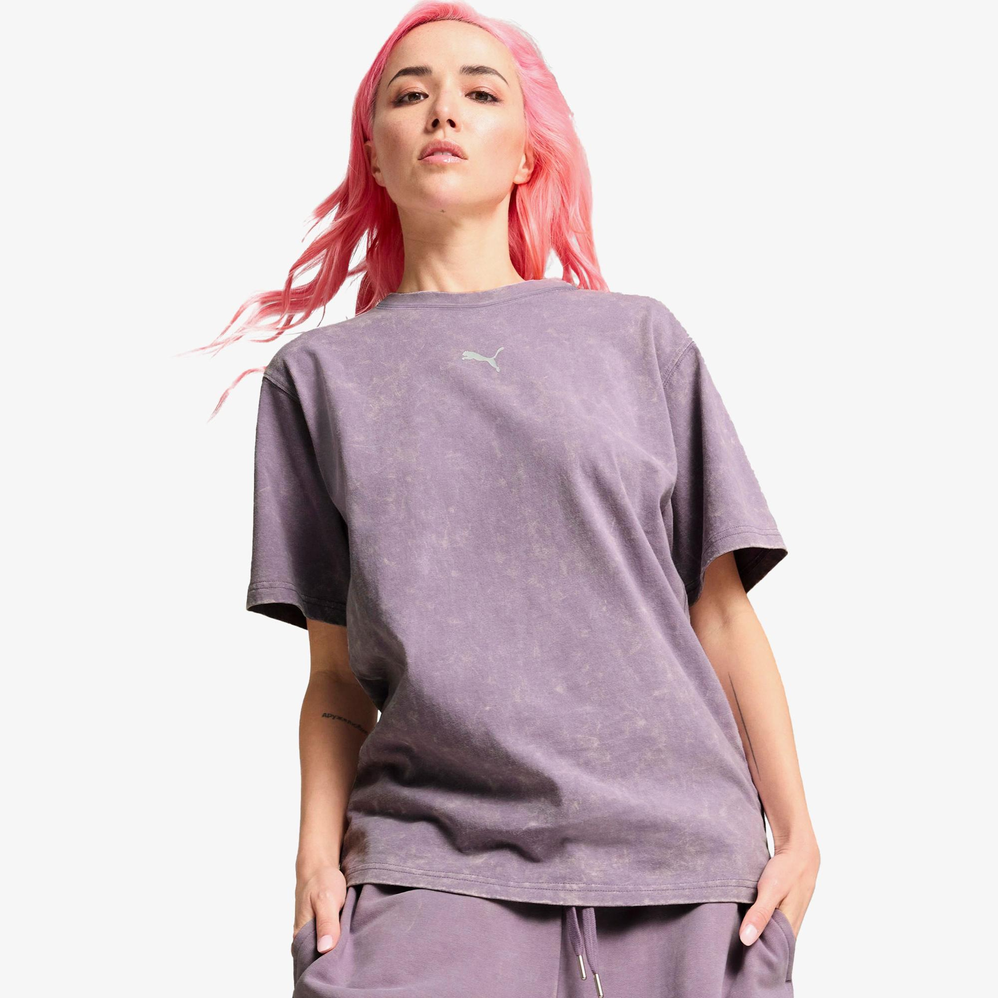 Puma Dare To Relaxed Washed Kadın Mor T-Shirt