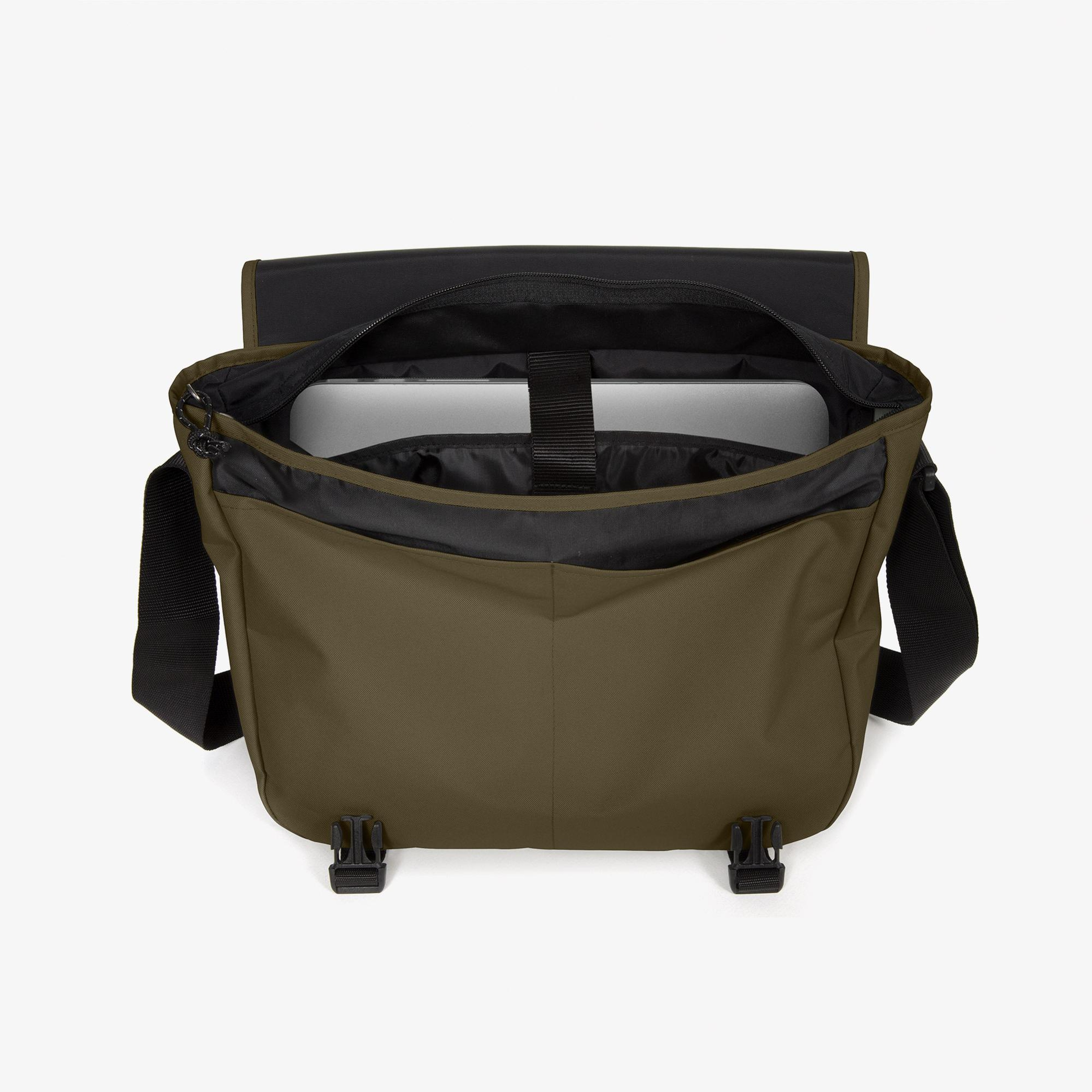 Eastpak Delegate + Unisex Yeşil Omuz Çantası