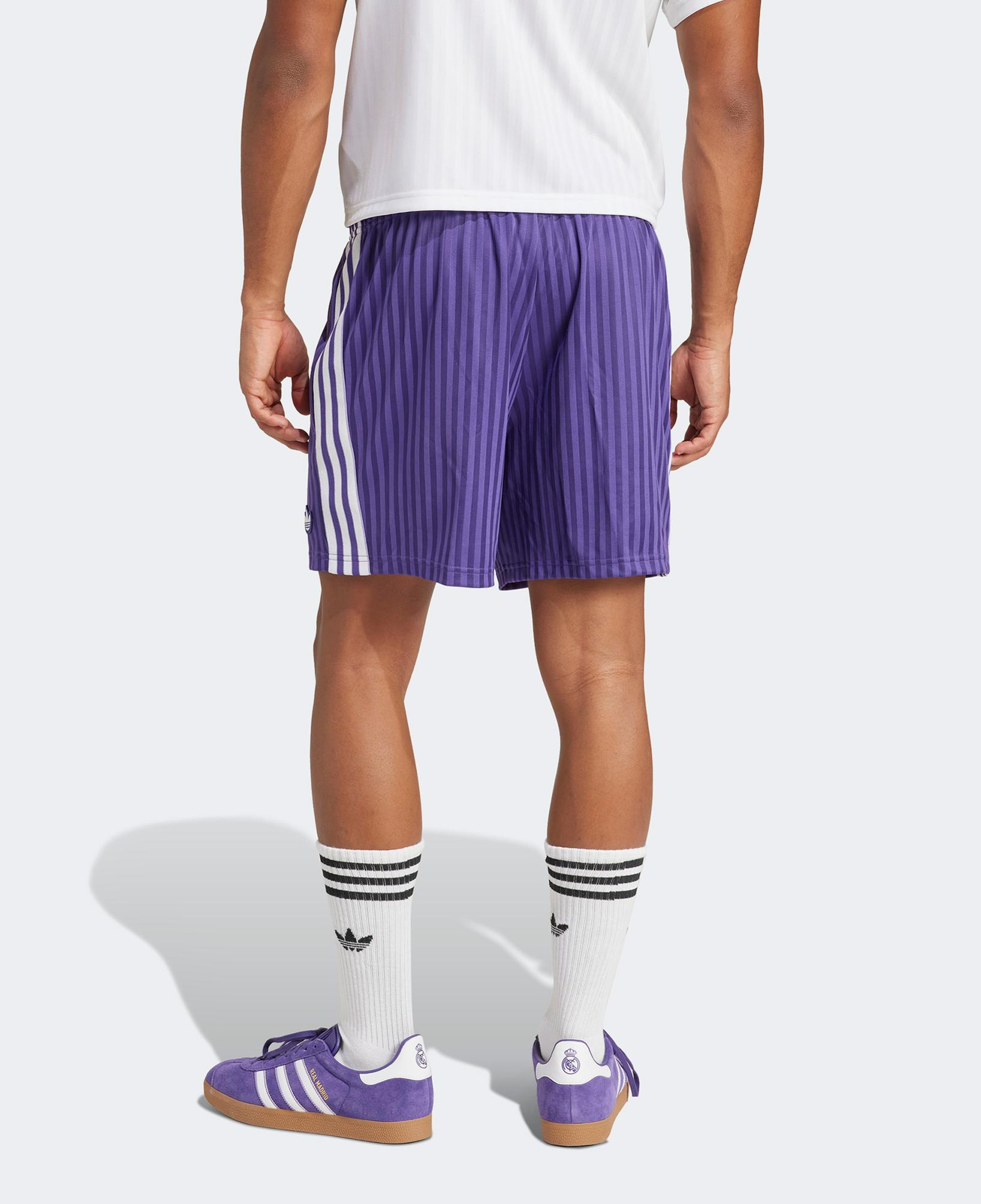 adidas Real Madrid Terrace Icons Erkek Mor Futbol Şortu
