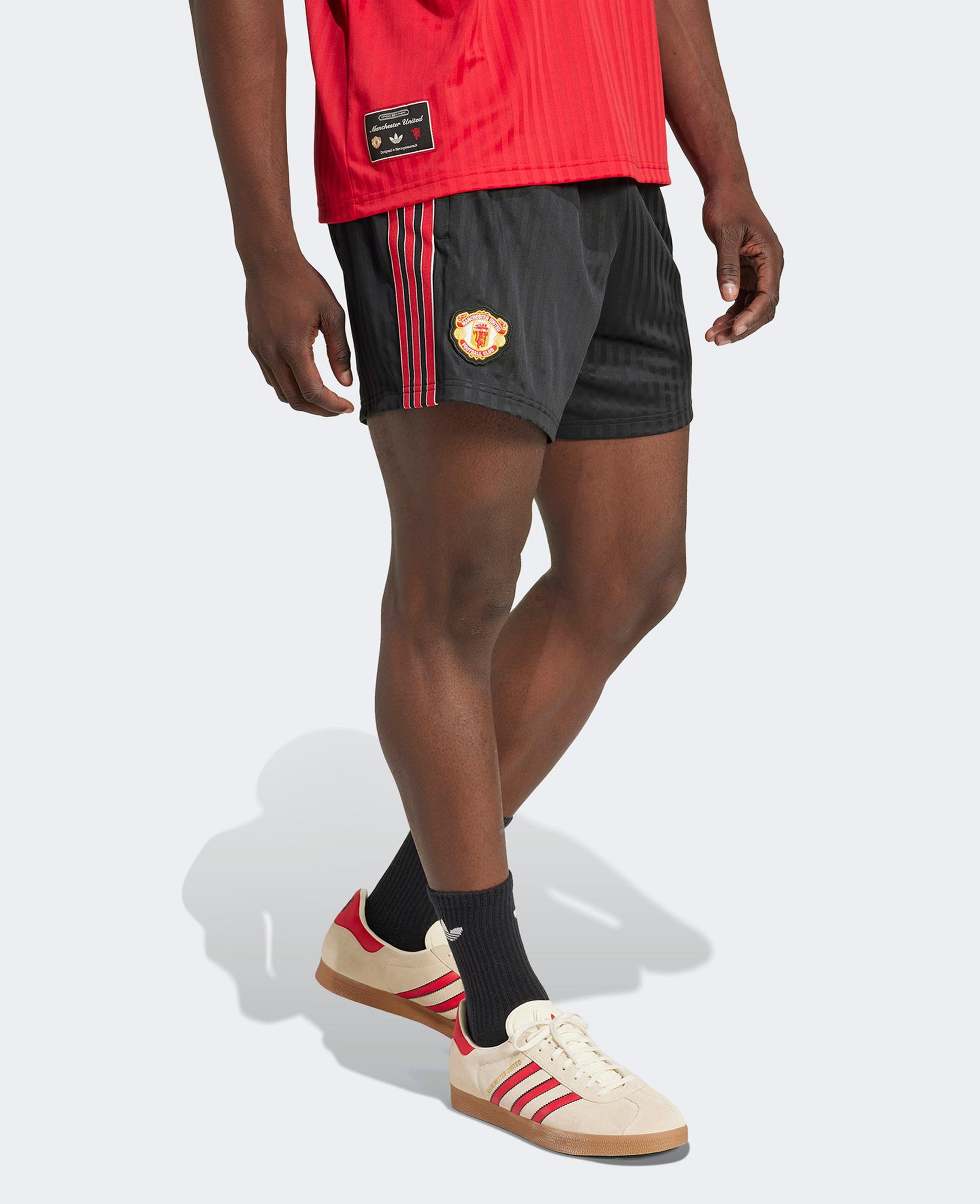 adidas Manchester United Terrace Icons 24-25 Erkek Siyah Futbol Şortu