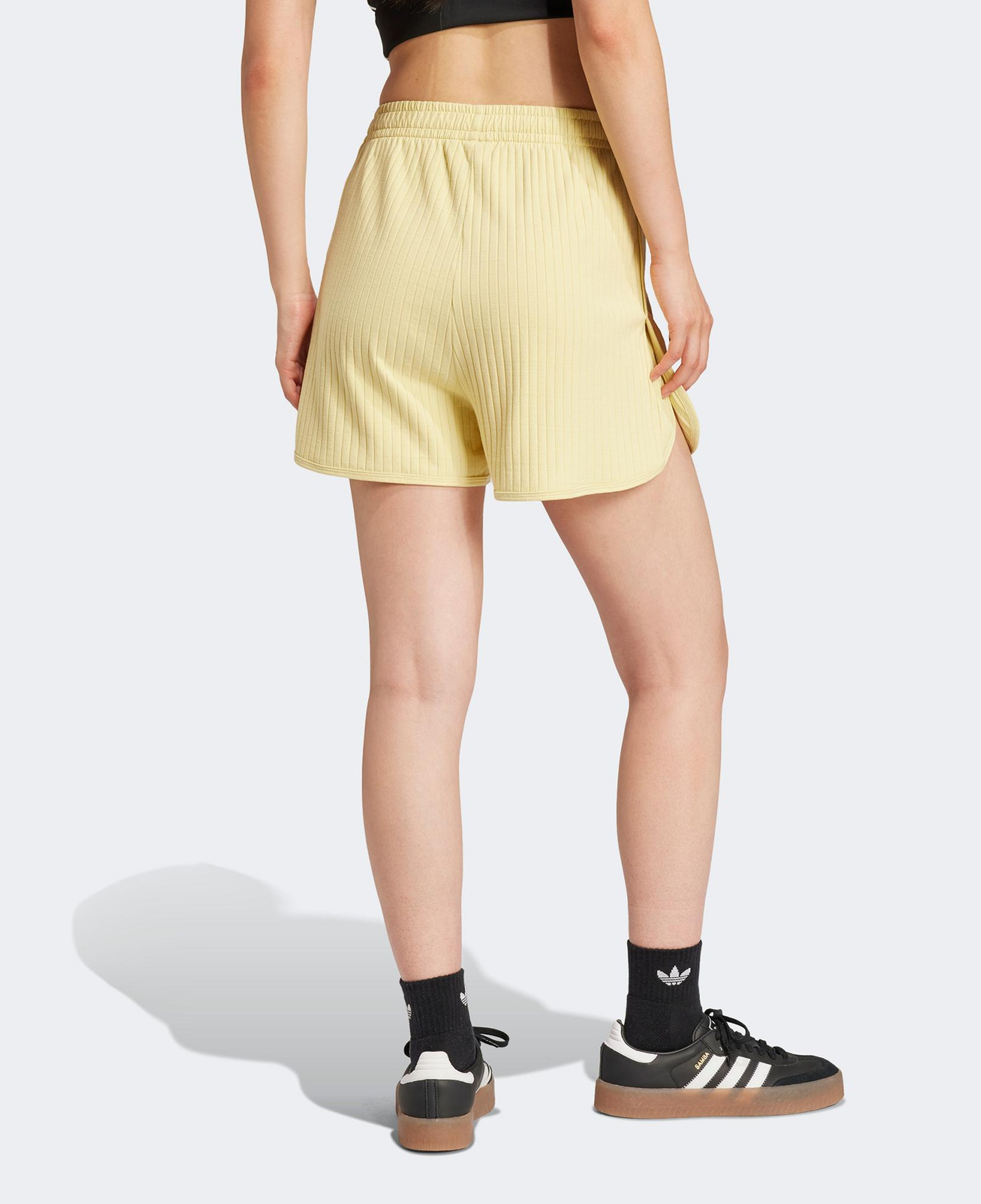 adidas Essentials Wide Rib Sprinter Kadın Sarı Şort