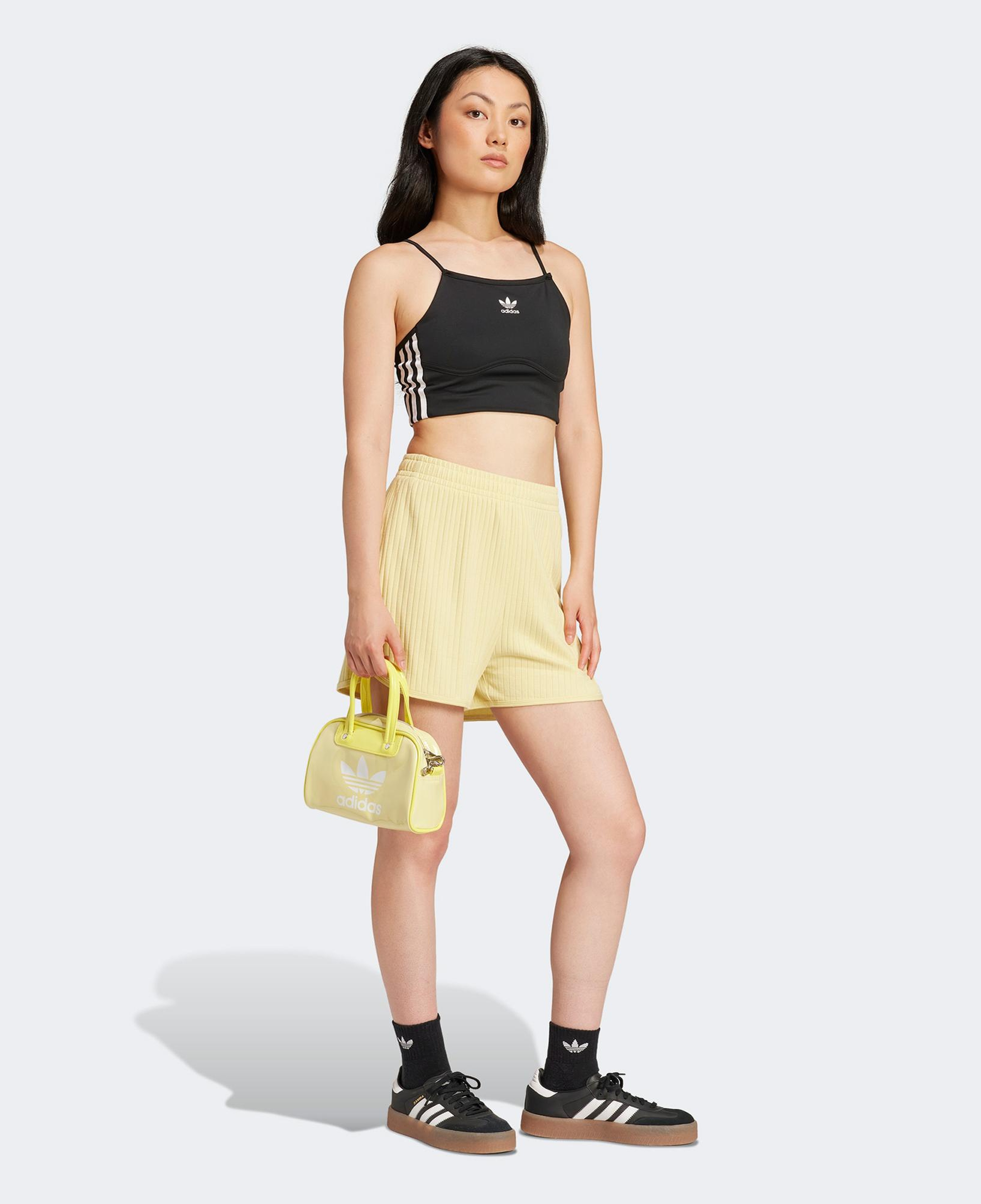 adidas Essentials Wide Rib Sprinter Kadın Sarı Şort