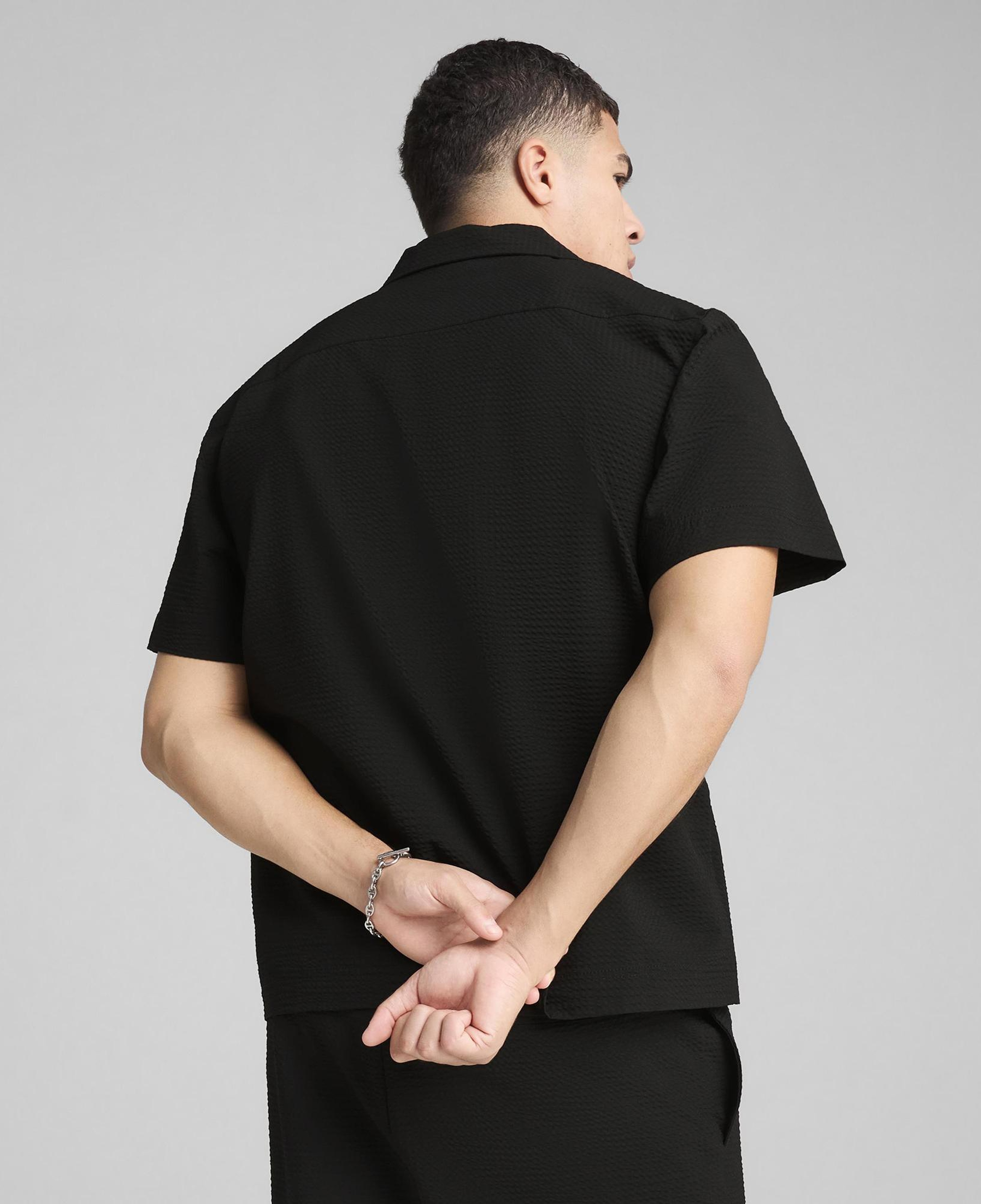 Puma Wardrobe Ess Relaxed Erkek Siyah Gömlek