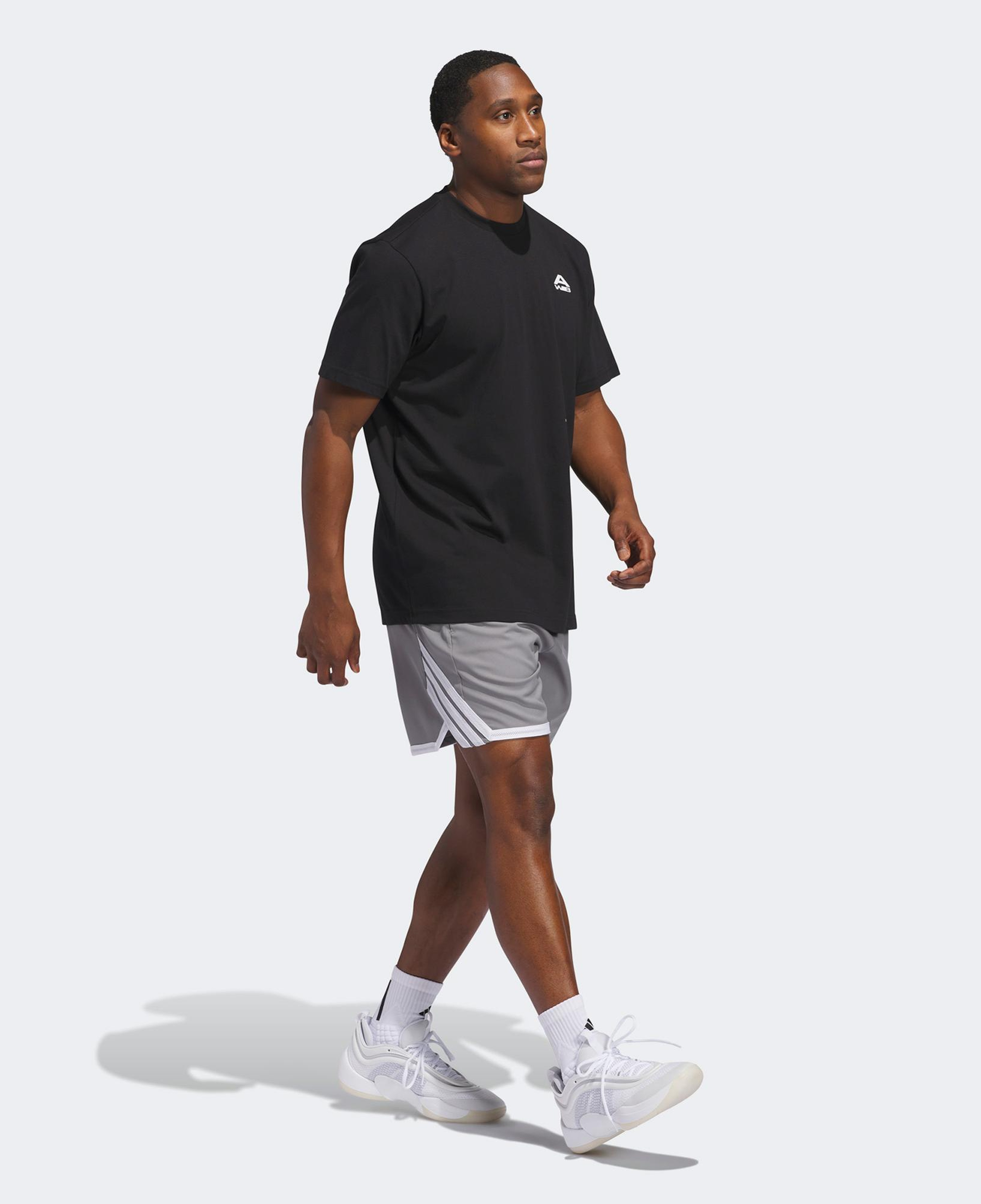 adidas Basketbol Baskılı Erkek Siyah T-Shirt