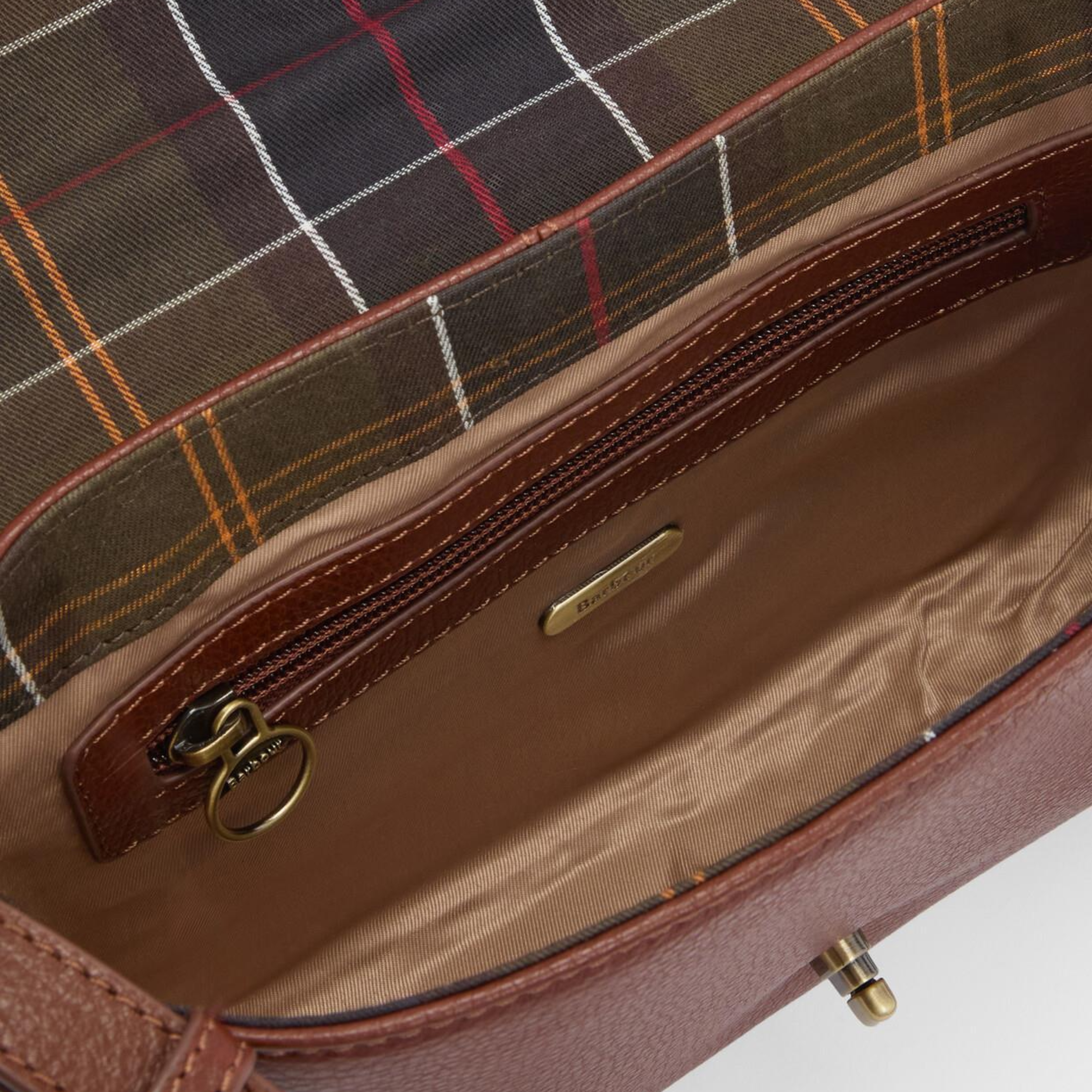 Barbour Rosa Deri Çapraz Çanta