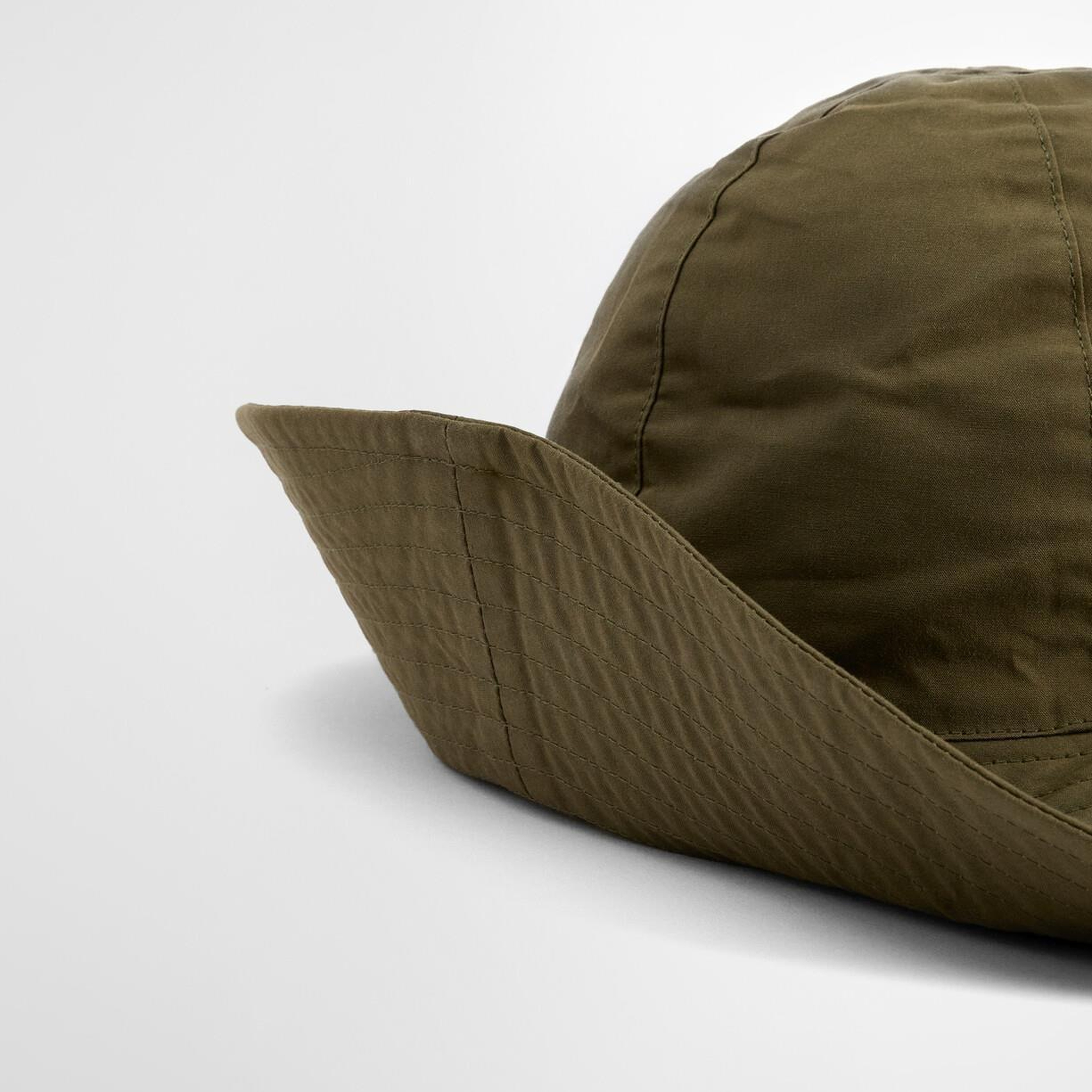 Barbour Kershope Yağlı Bucket Şapka