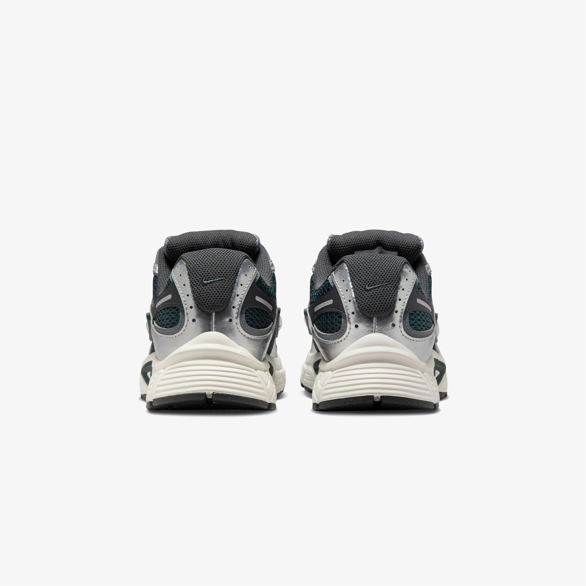 Nike V5 RNR Kadın Yeşil Spor Ayakkabı