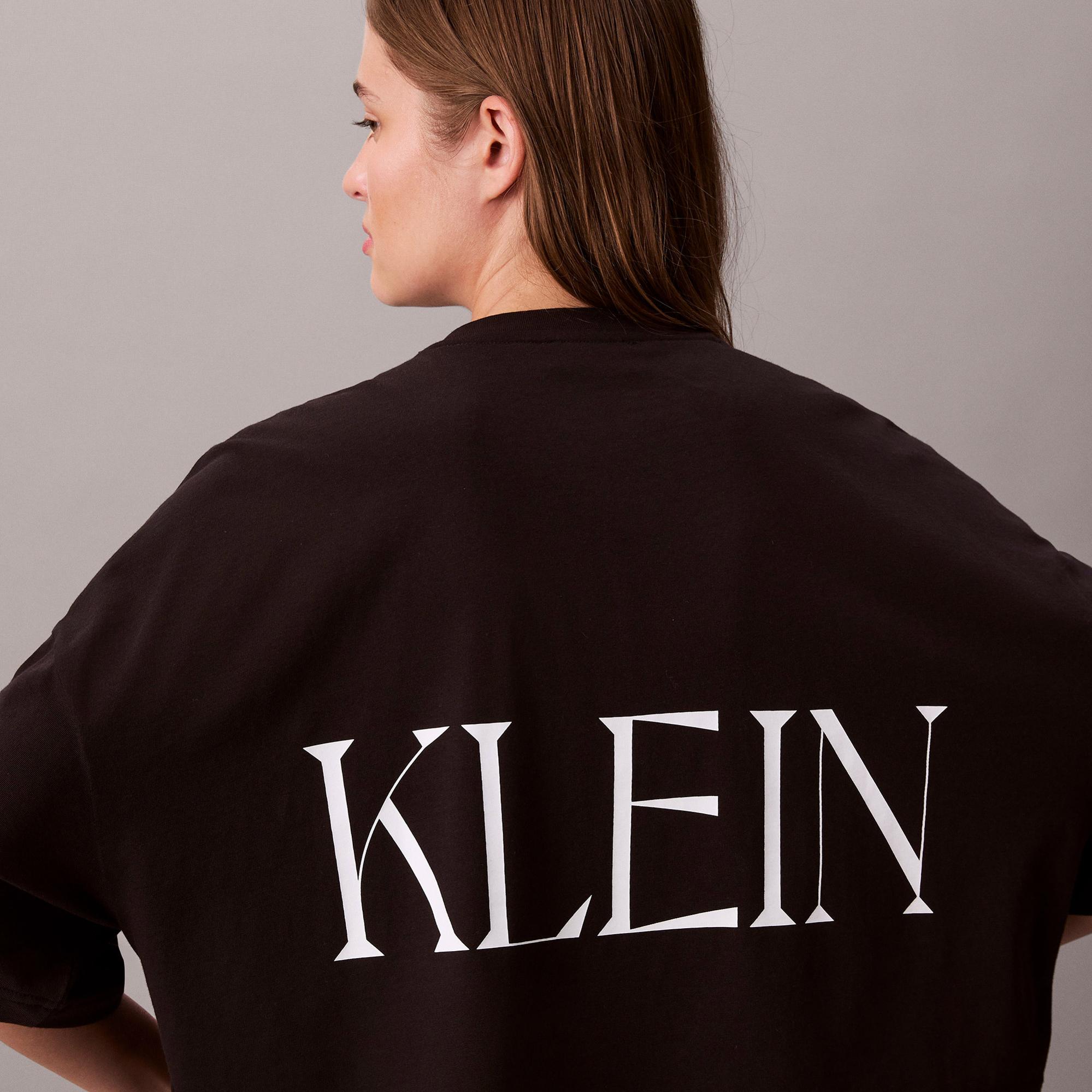 Calvin Klein Cropped Graphic Kadın Siyah Crop T-Shirt