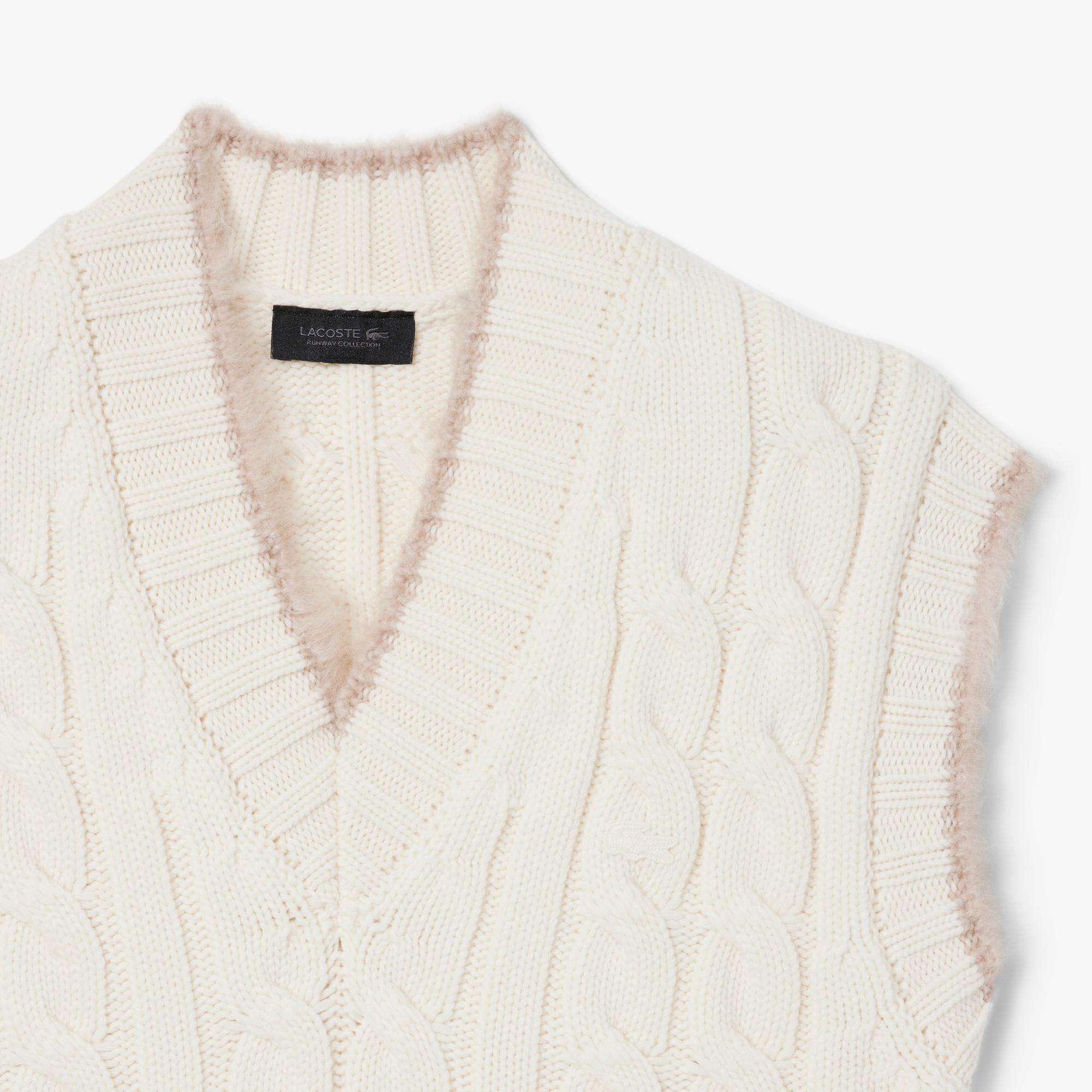 Lacoste Runway Erkek Regular Fit V Yaka Yün Beyaz Süveter