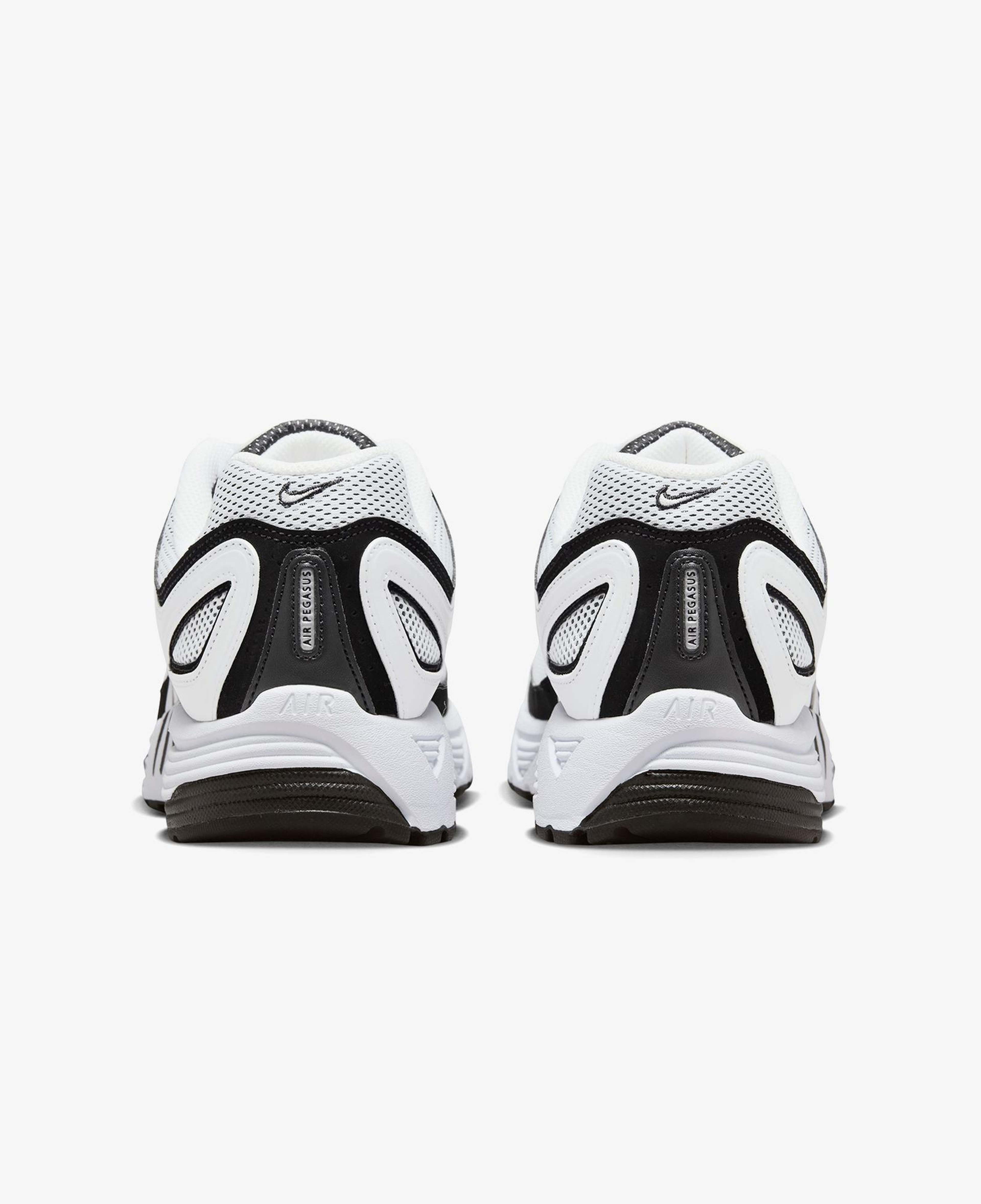 Nike Air Pegasus 2005 Erkek Beyaz Spor Ayakkabı