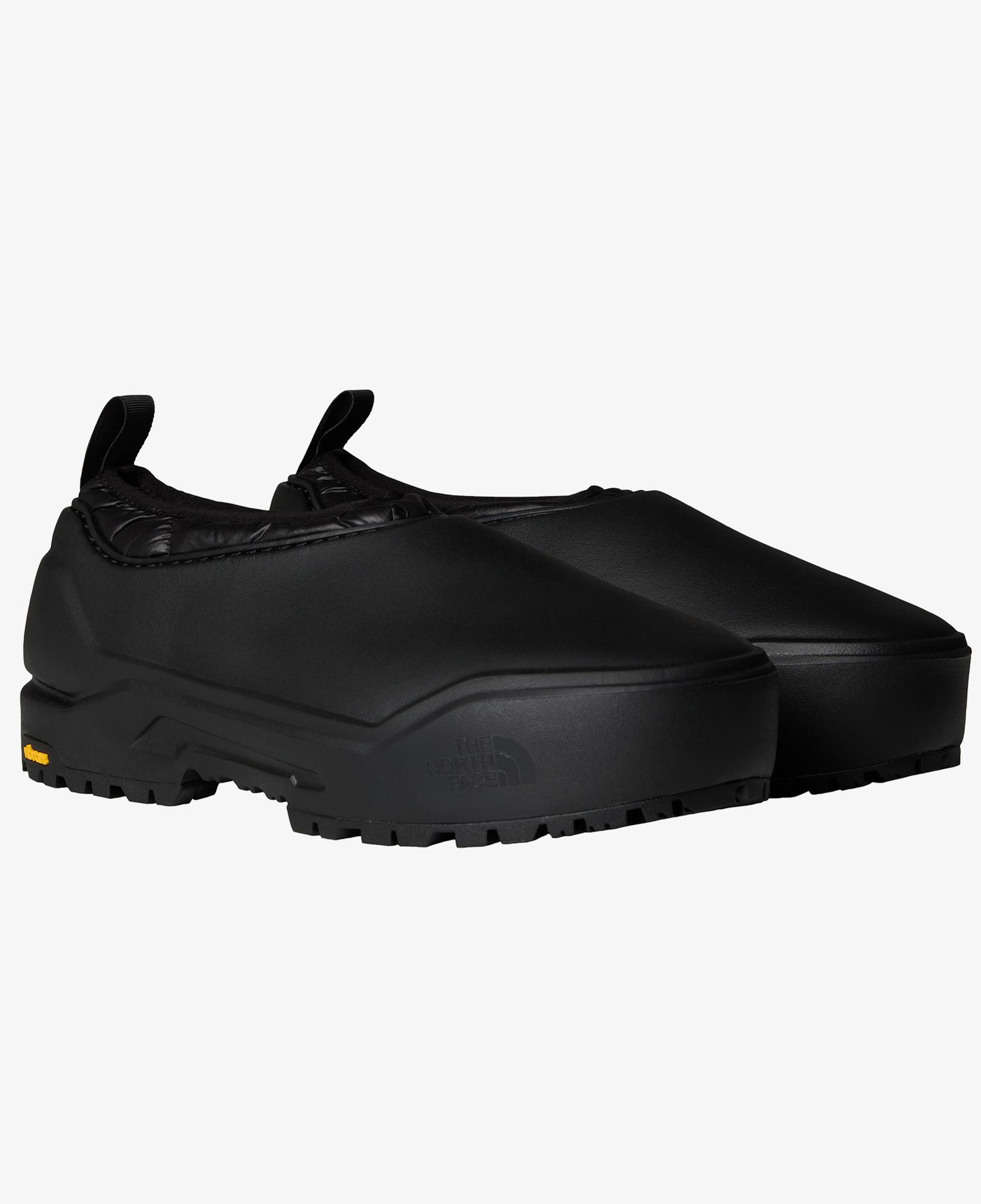 The North Face Base Camp Su Geçirmez Mule Erkek Siyah Terlik