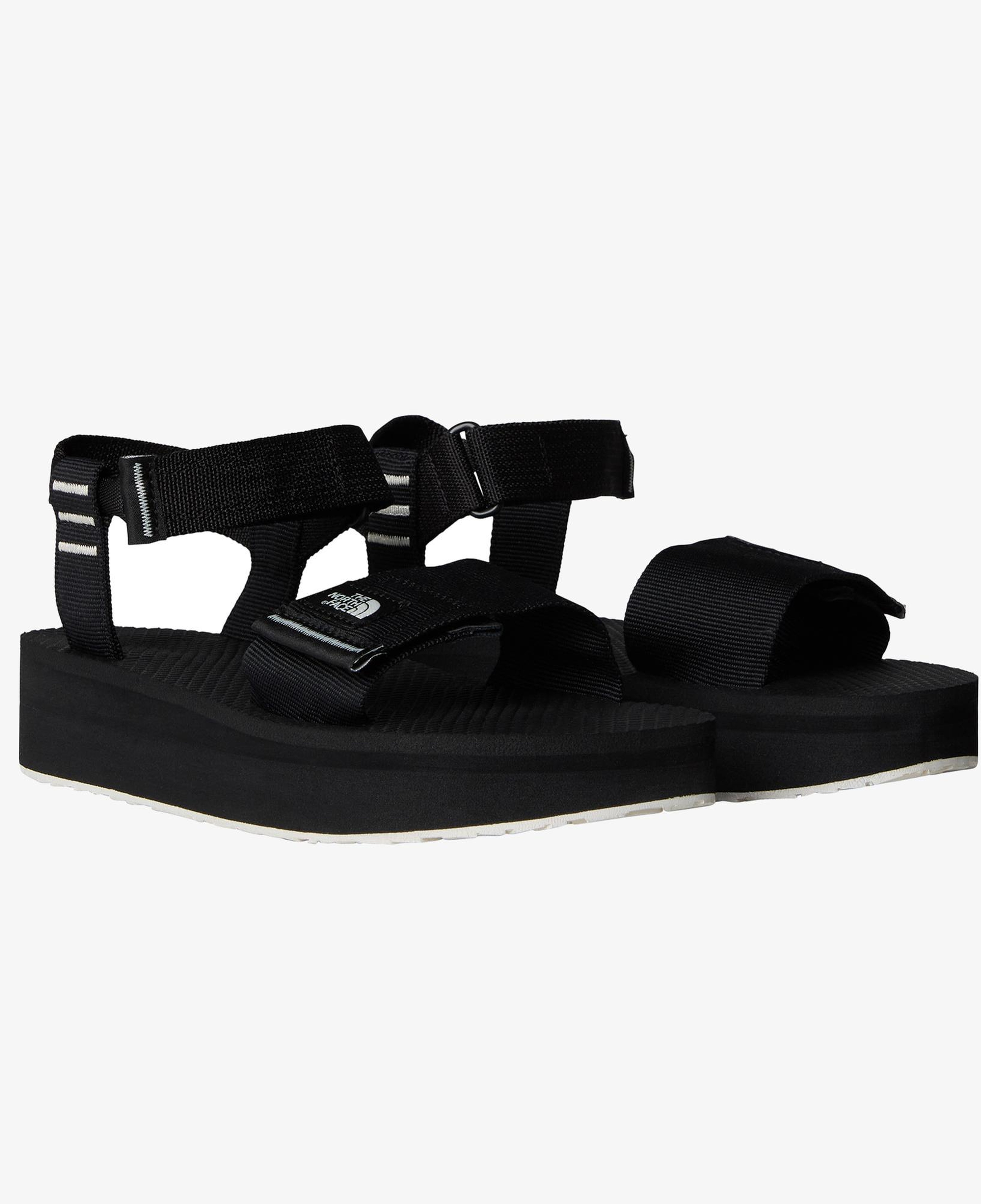 The North Face Skeena Platform Kadın Siyah Sandalet