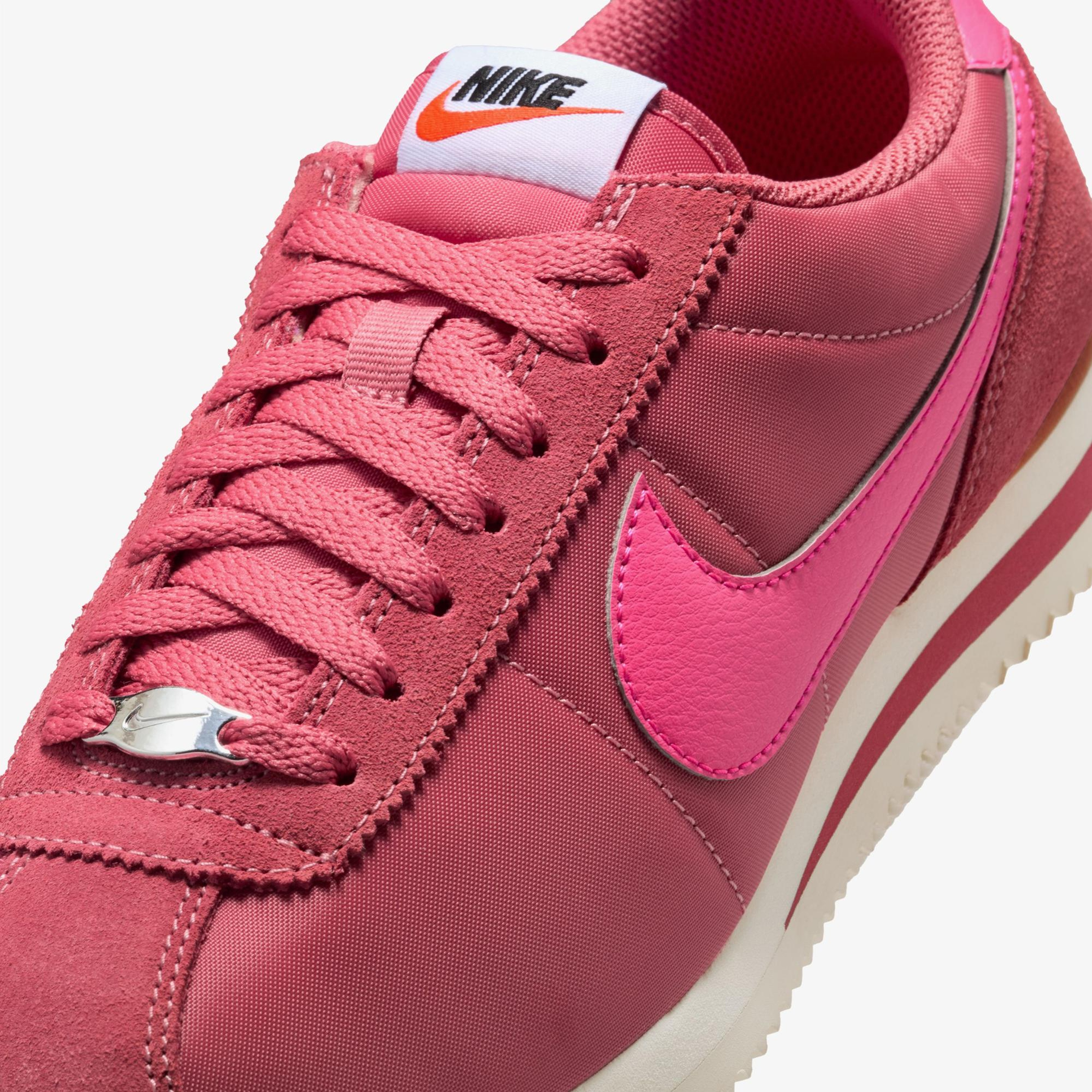 Nike Cortez Kadın Pembe Spor Ayakkabı