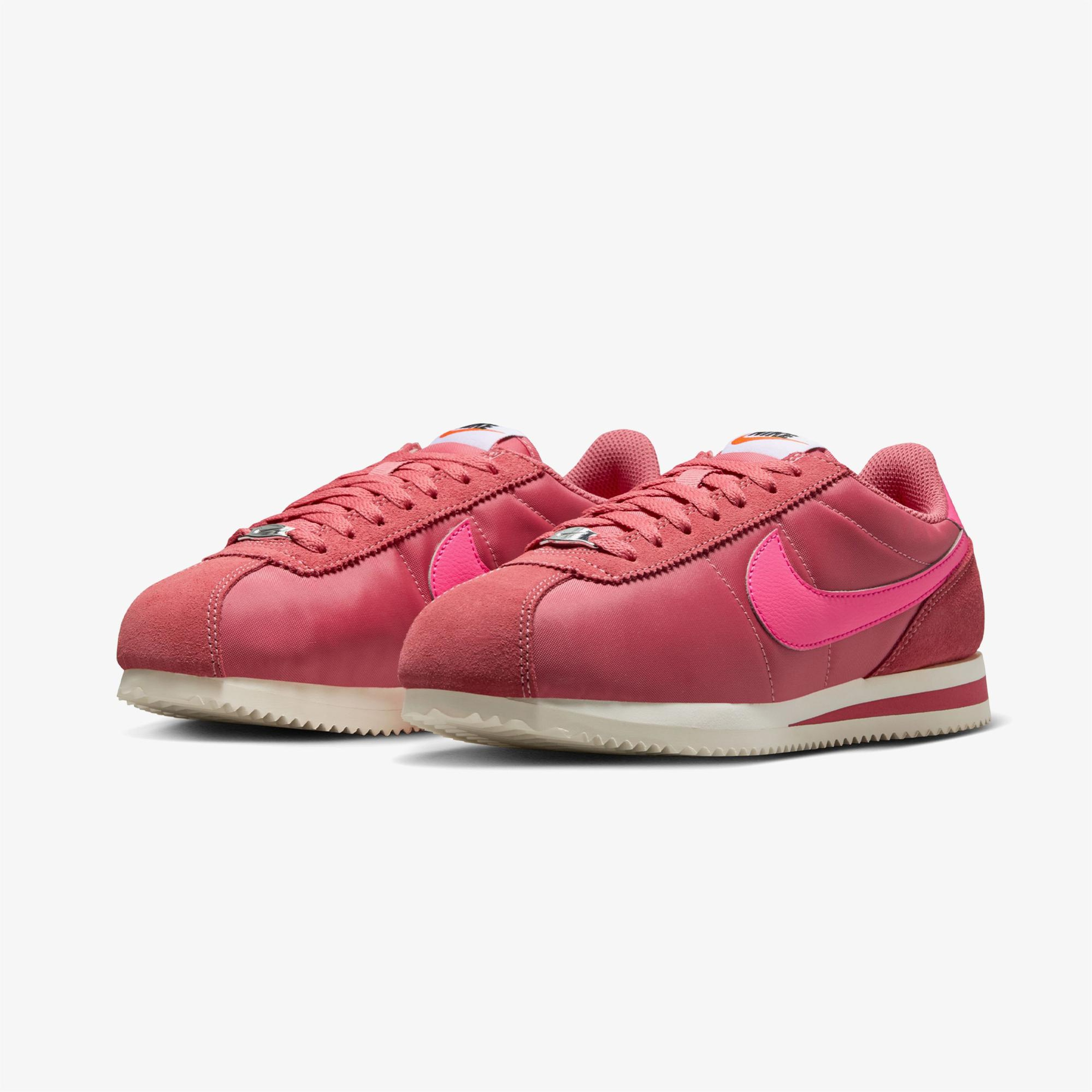 Nike Cortez Kadın Pembe Spor Ayakkabı