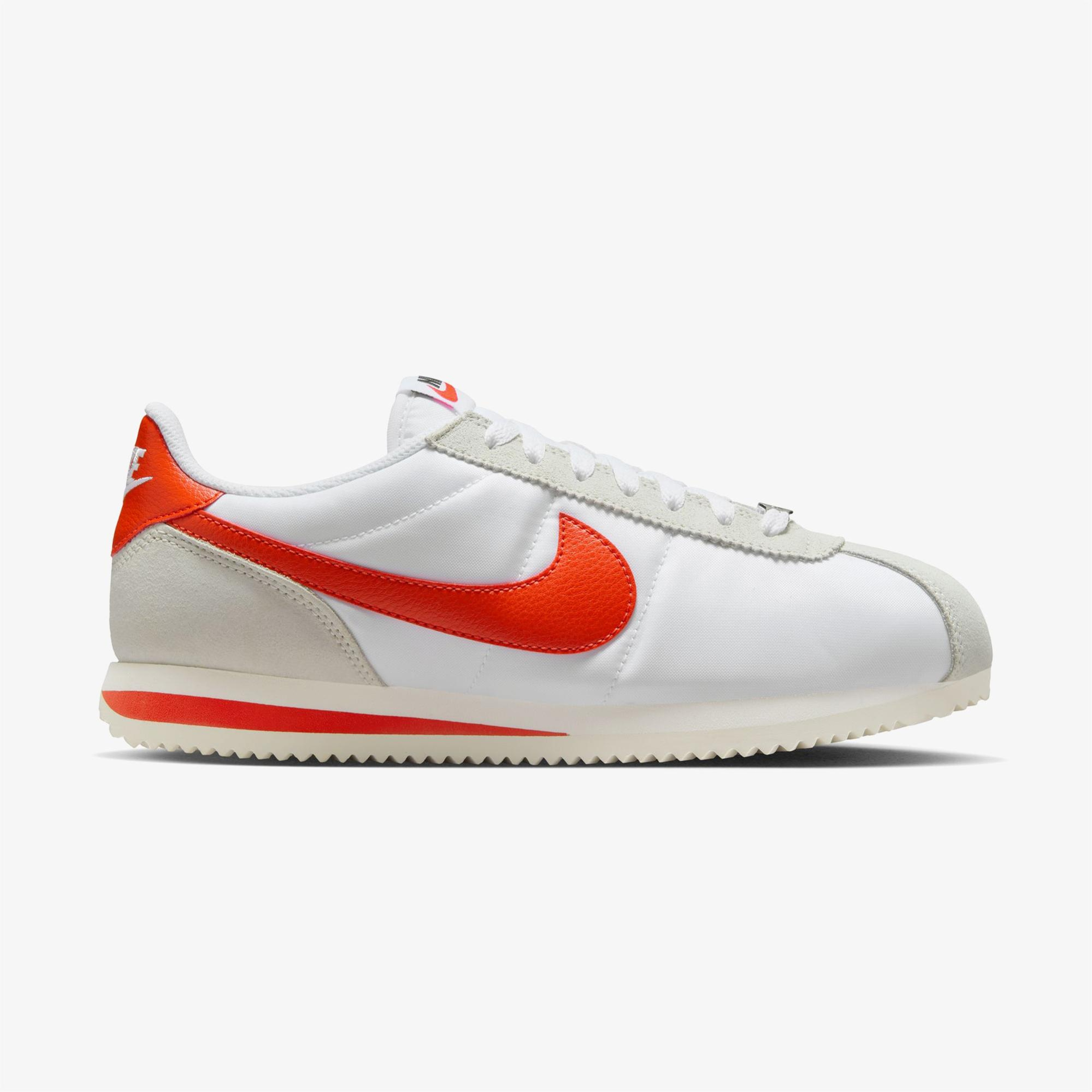 Nike Cortez Kadın Beyaz Spor Ayakkabı
