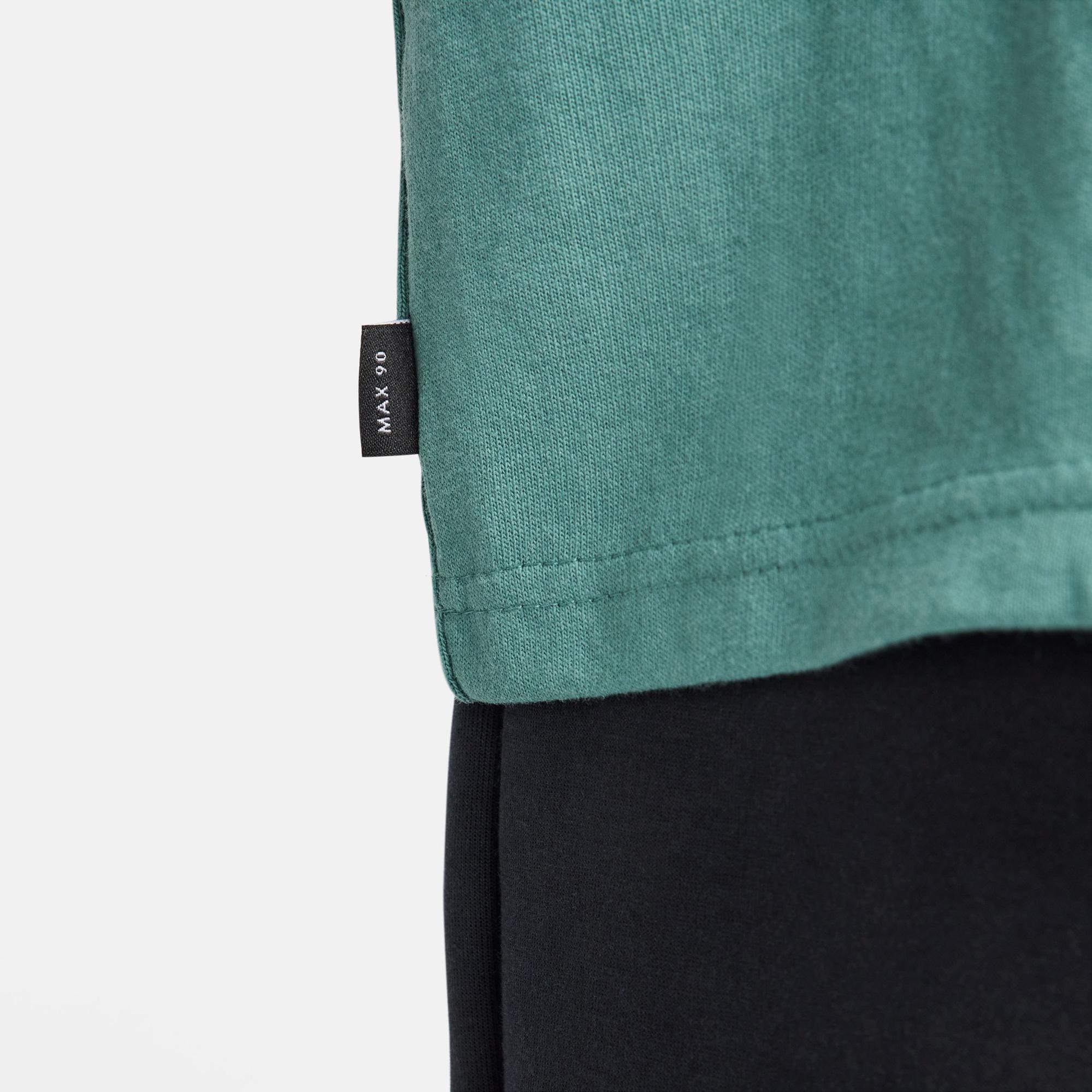 Nike Sportswear Premium Essentials Erkek Yeşil T-Shirt