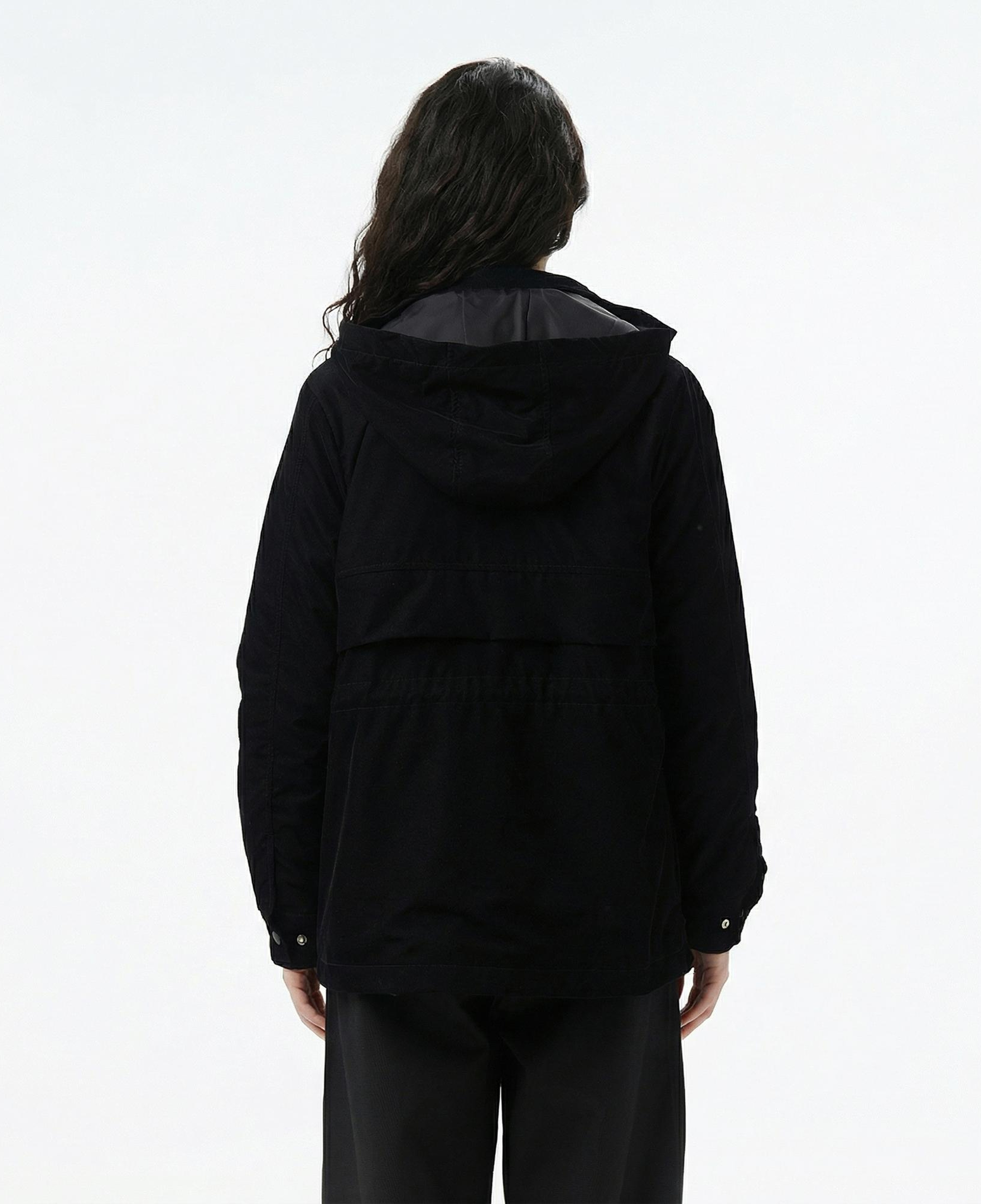 Lacoste Kadın Kapüşonlu Siyah Mont