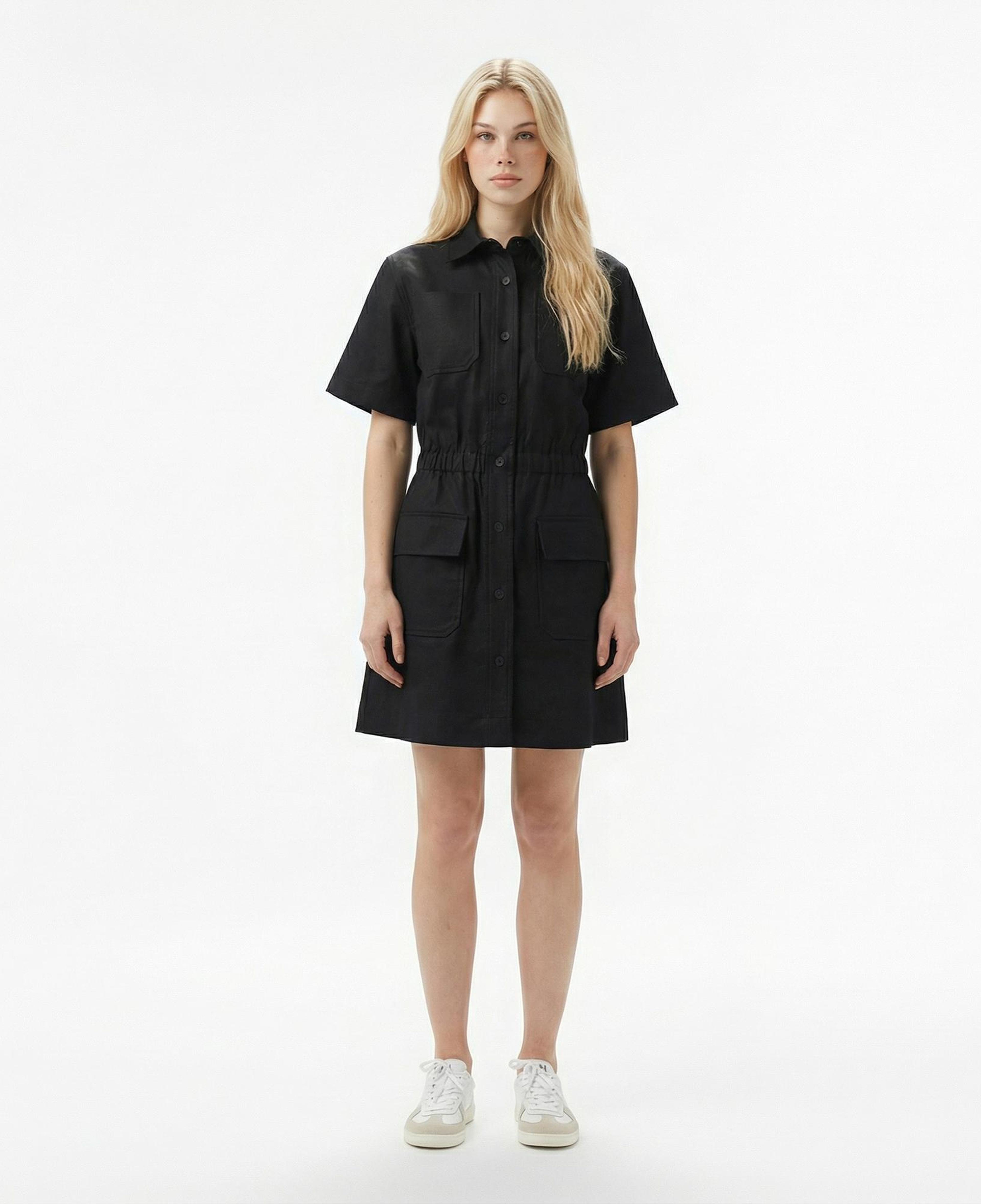 Lacoste Kadın Classic Fit Kısa Kollu Siyah Elbise