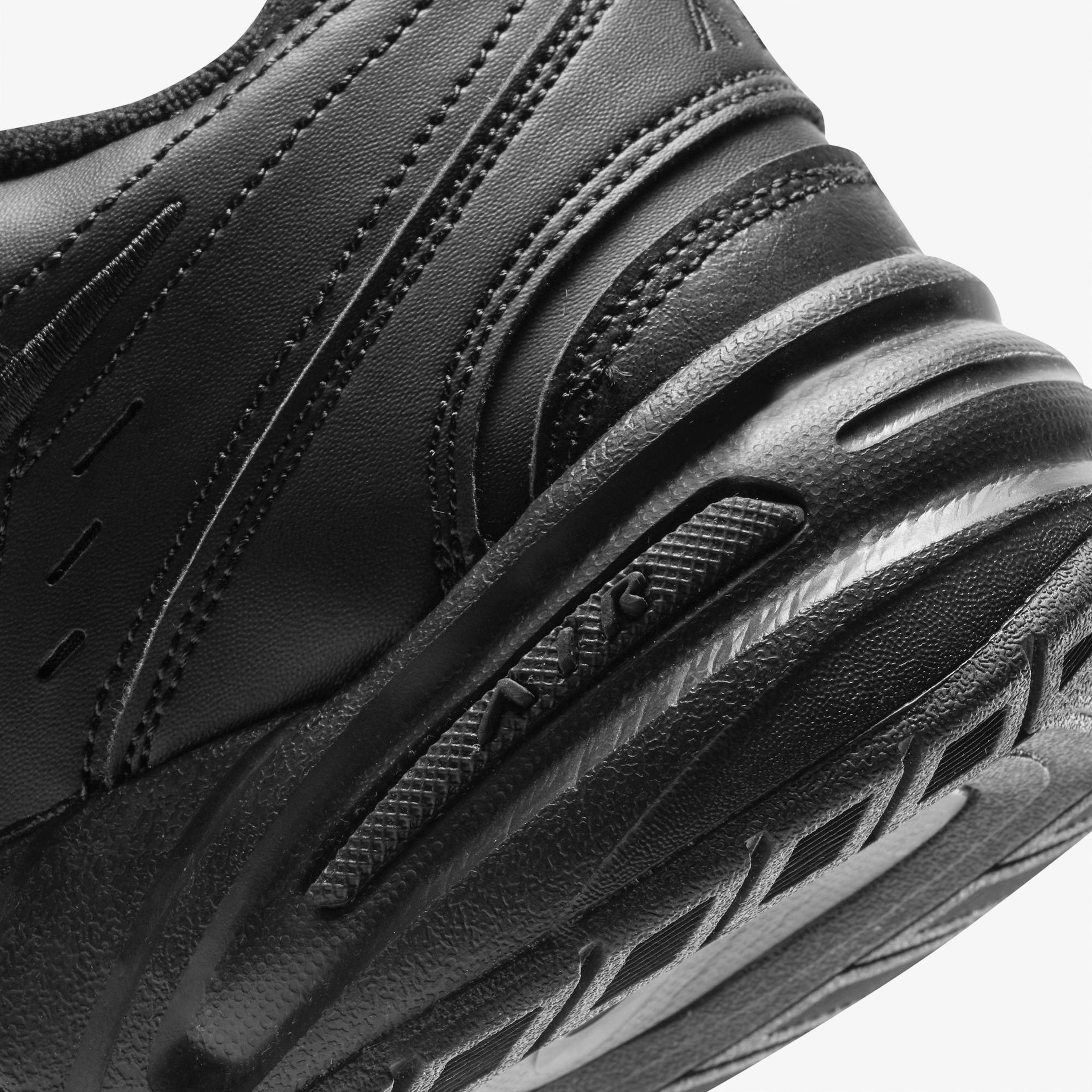 Nike Air Monarch IV Erkek Siyah Spor Ayakkabı