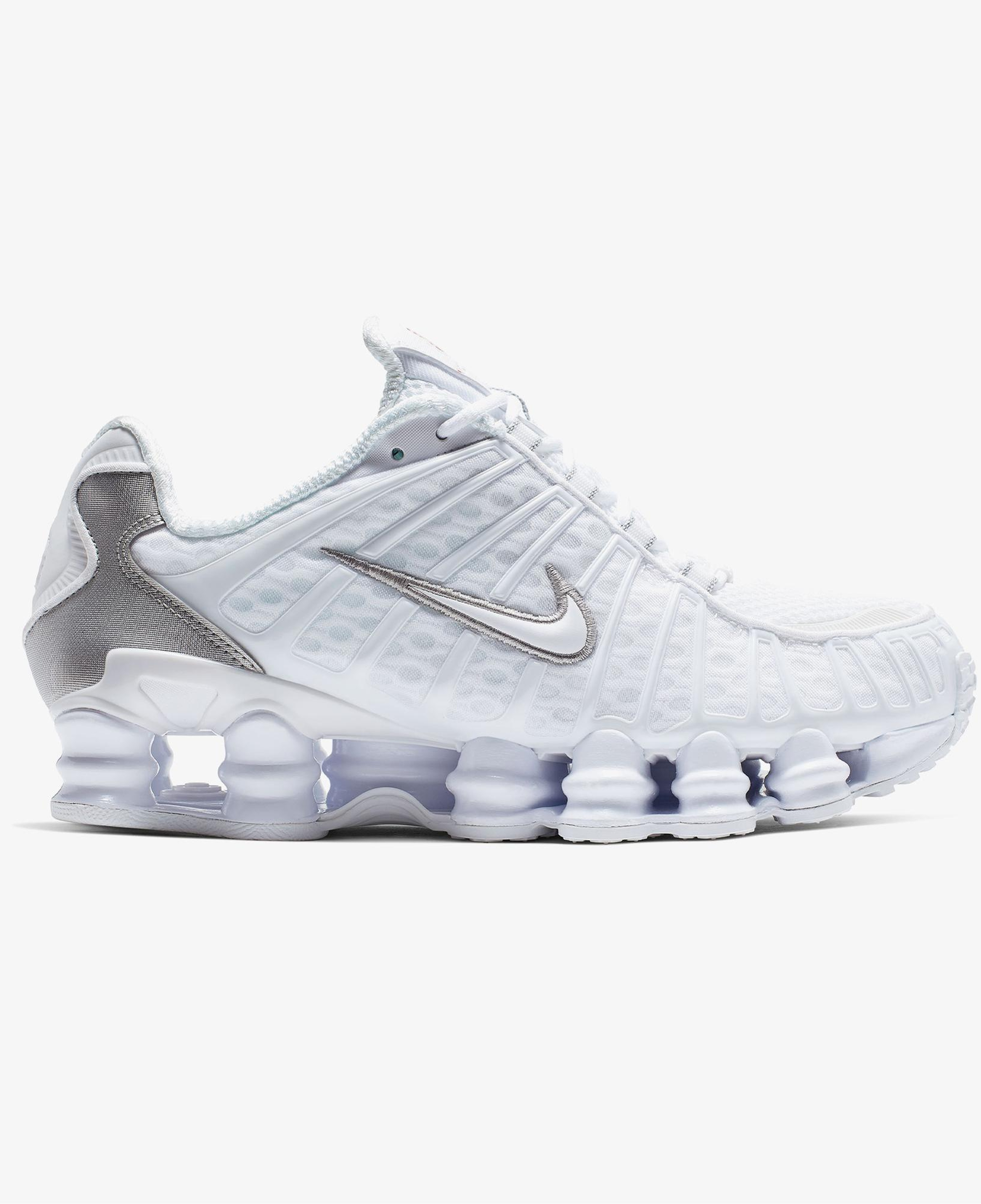 Nike Shox Kadın Beyaz Spor Ayakkabı